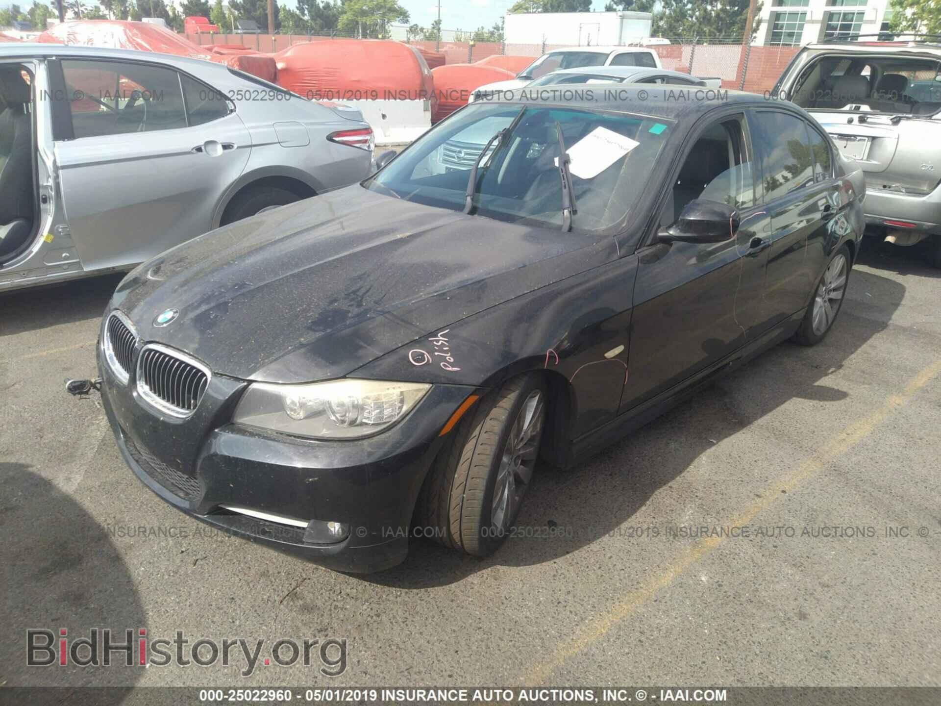 2009 BMW 335 - VIN: WBAPM73589E191313 - Фото 2