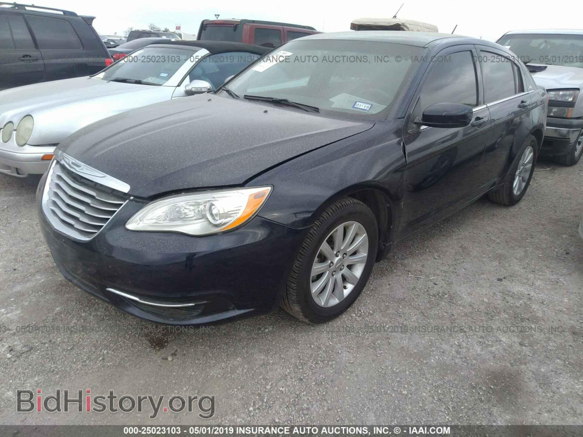 2013 CHRYSLER 200 - VIN: 1C3CCBBB3DN584597 - Photo 2