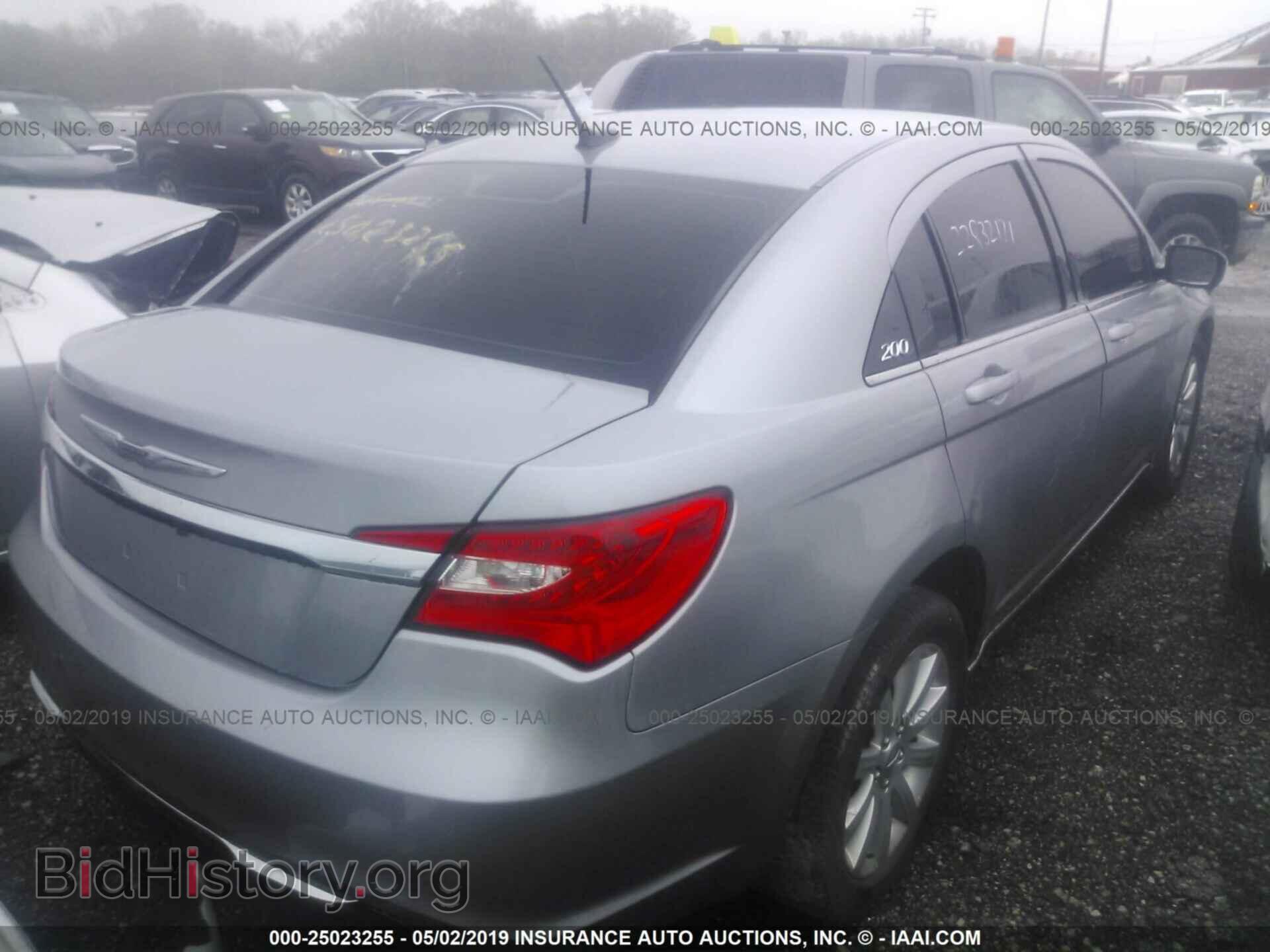 2013 CHRYSLER 200 - VIN: 1C3CCBBB0DN573878 - Photo 4