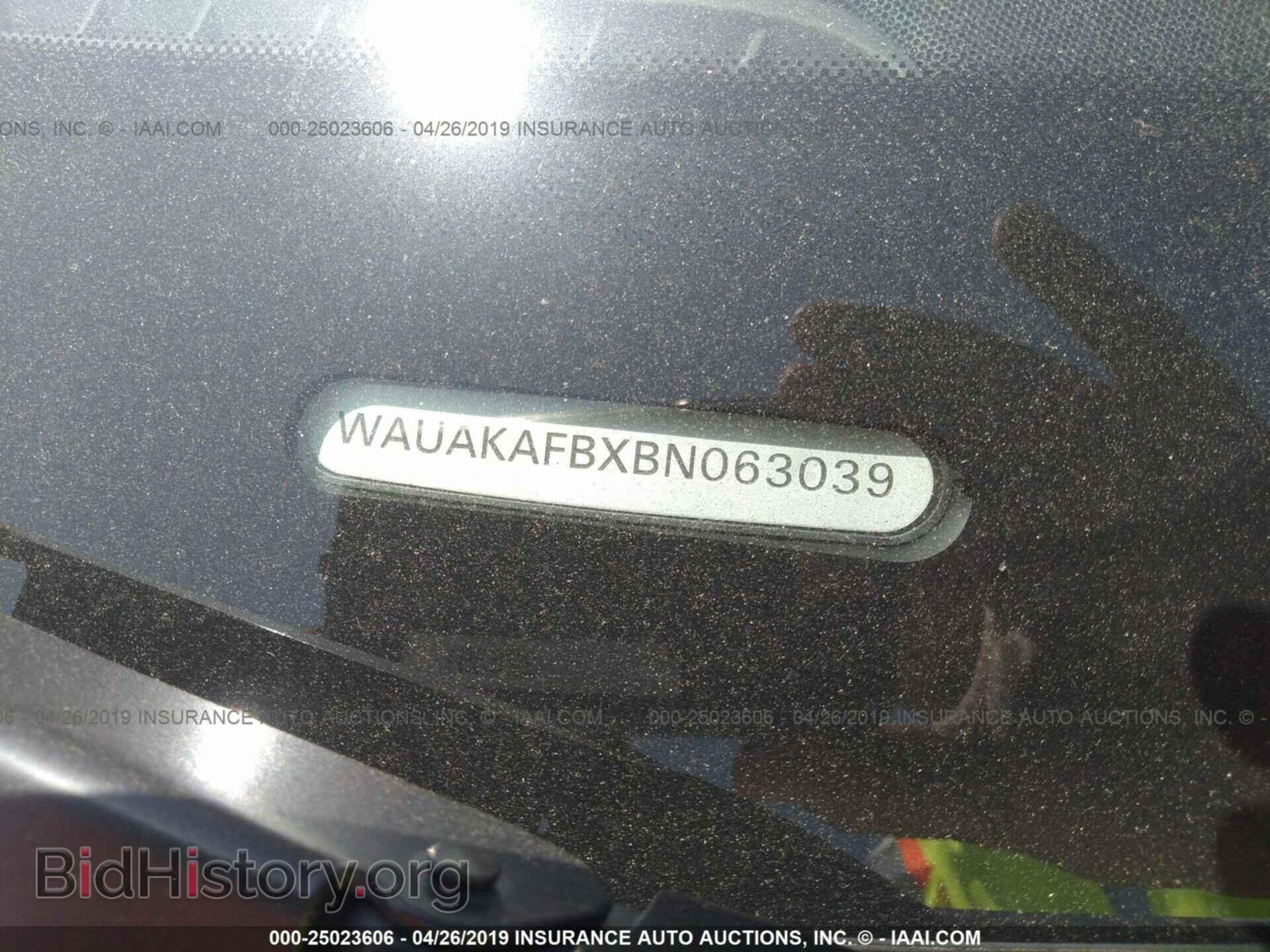 2011 AUDI A6 - VIN: WAUAKAFBXBN063039 - Фото 9