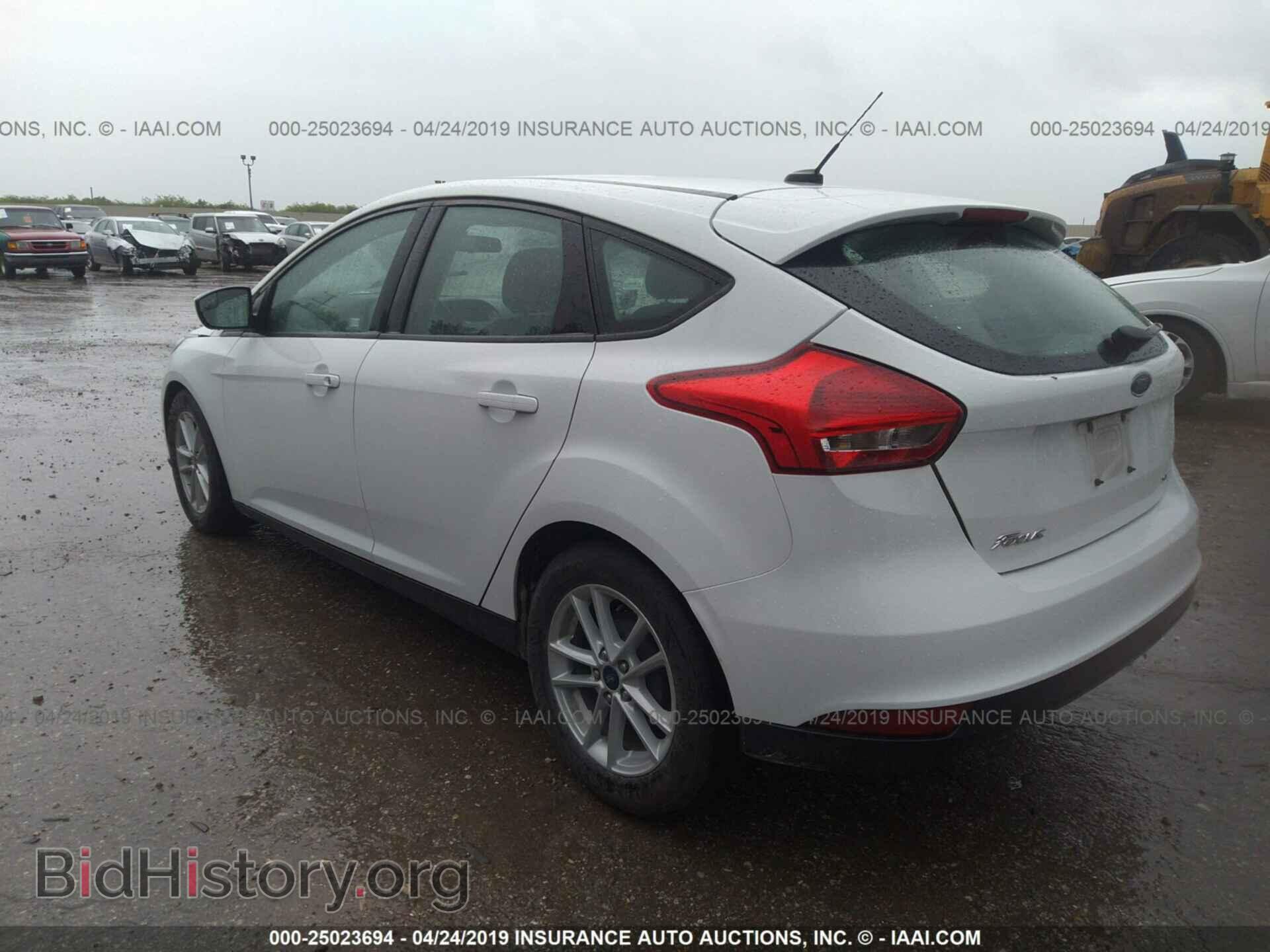 2018 Ford Focus - VIN: 1FADP3K25JL207454 - Фото 3