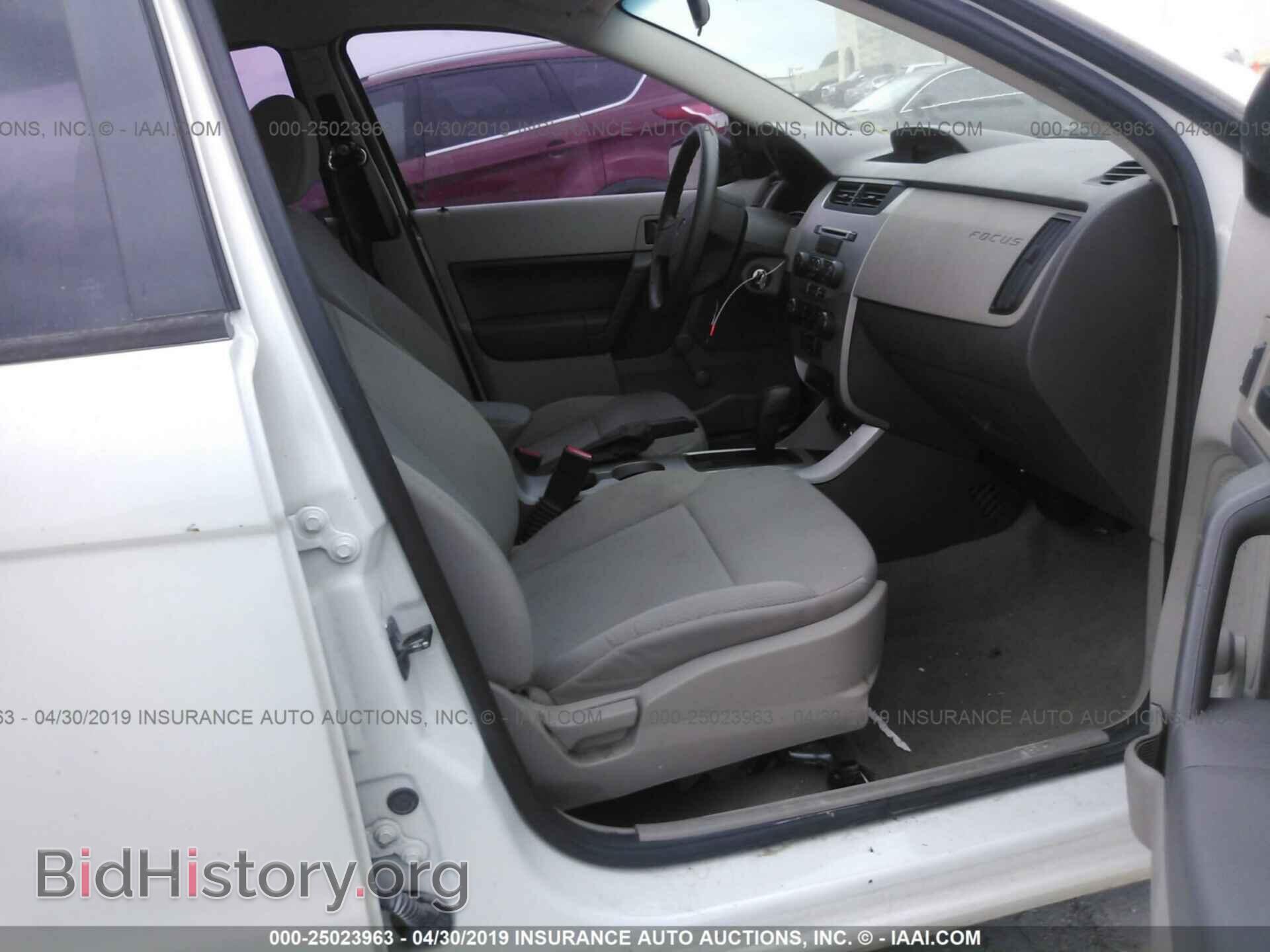 2010 FORD FOCUS - VIN: 1FAHP3EN9AW267002 - Фото 5