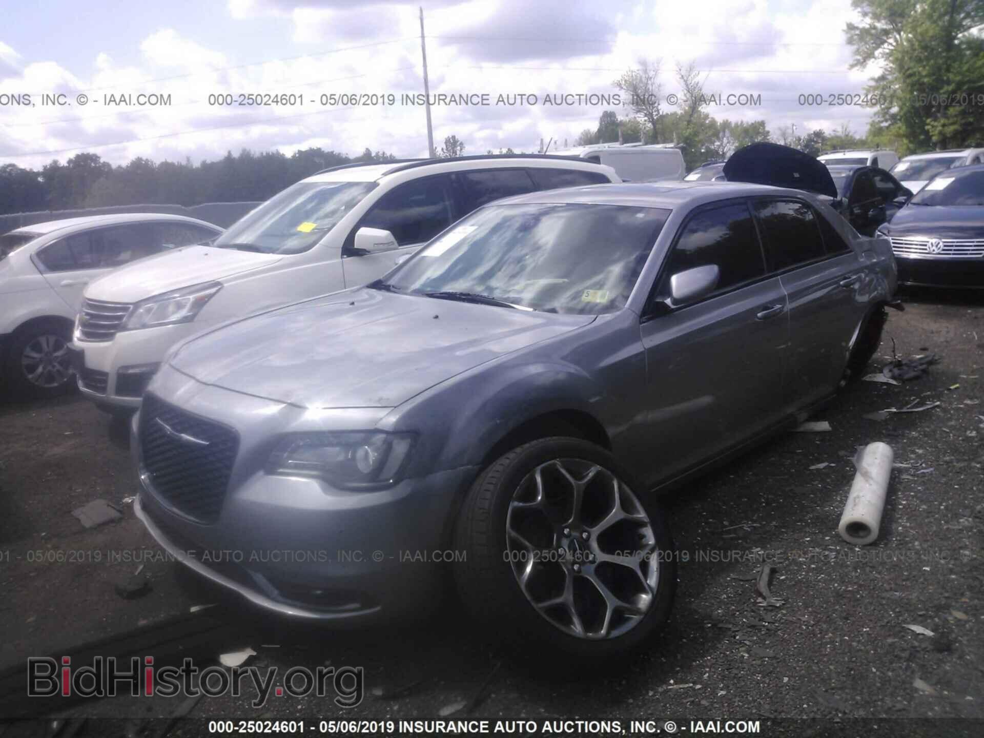 2017 CHRYSLER 300 - VIN: 2C3CCABG5HH646313 - Photo 2