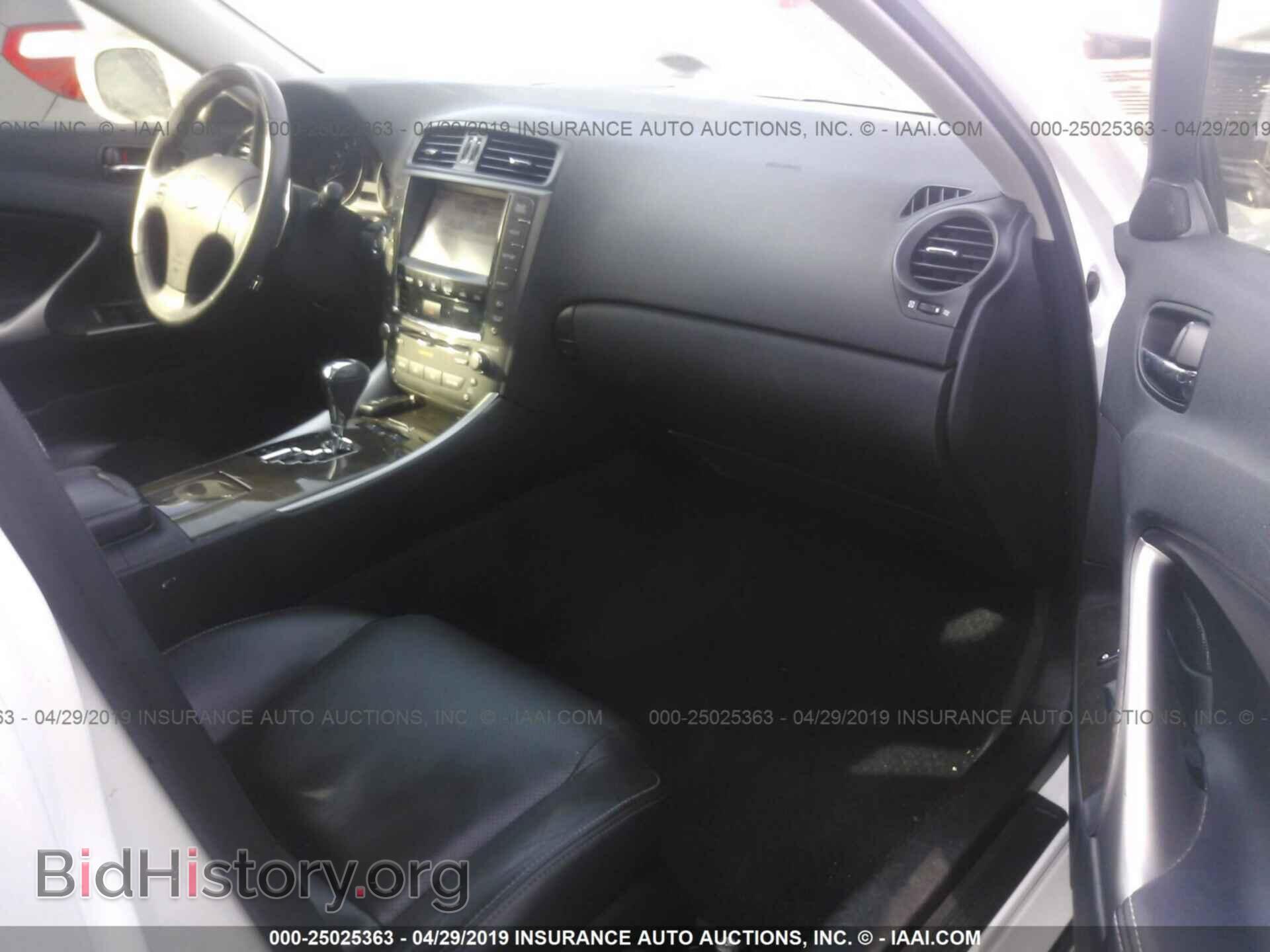 2010 LEXUS IS - VIN: JTHBF5C25A2098643 - Фото 5