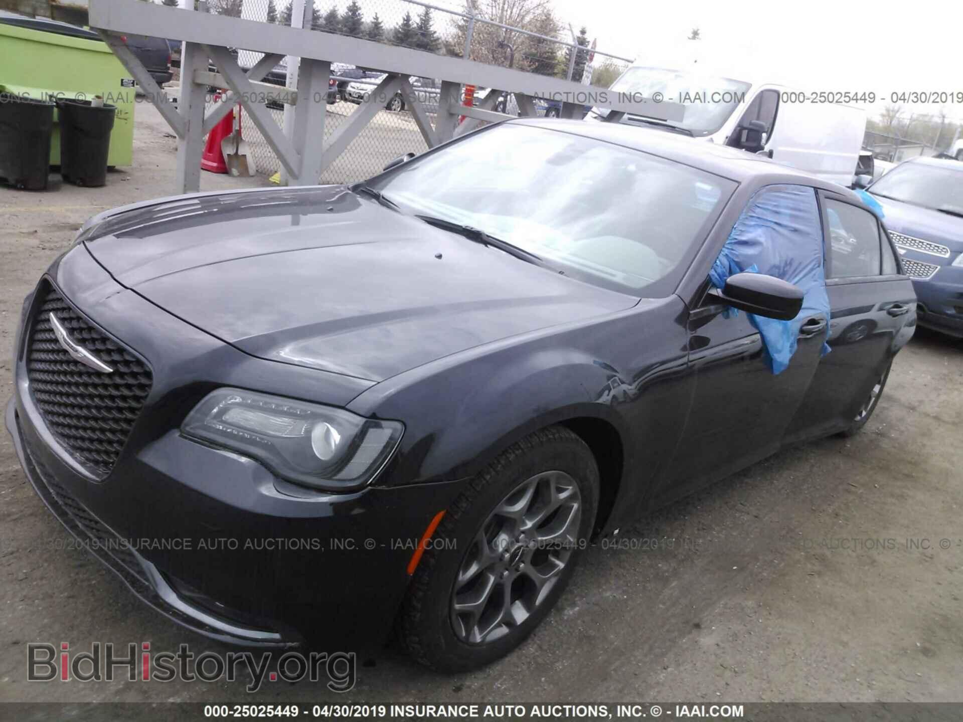 2017 CHRYSLER 300 - VIN: 2C3CCAGGXHH506766 - Фото 2