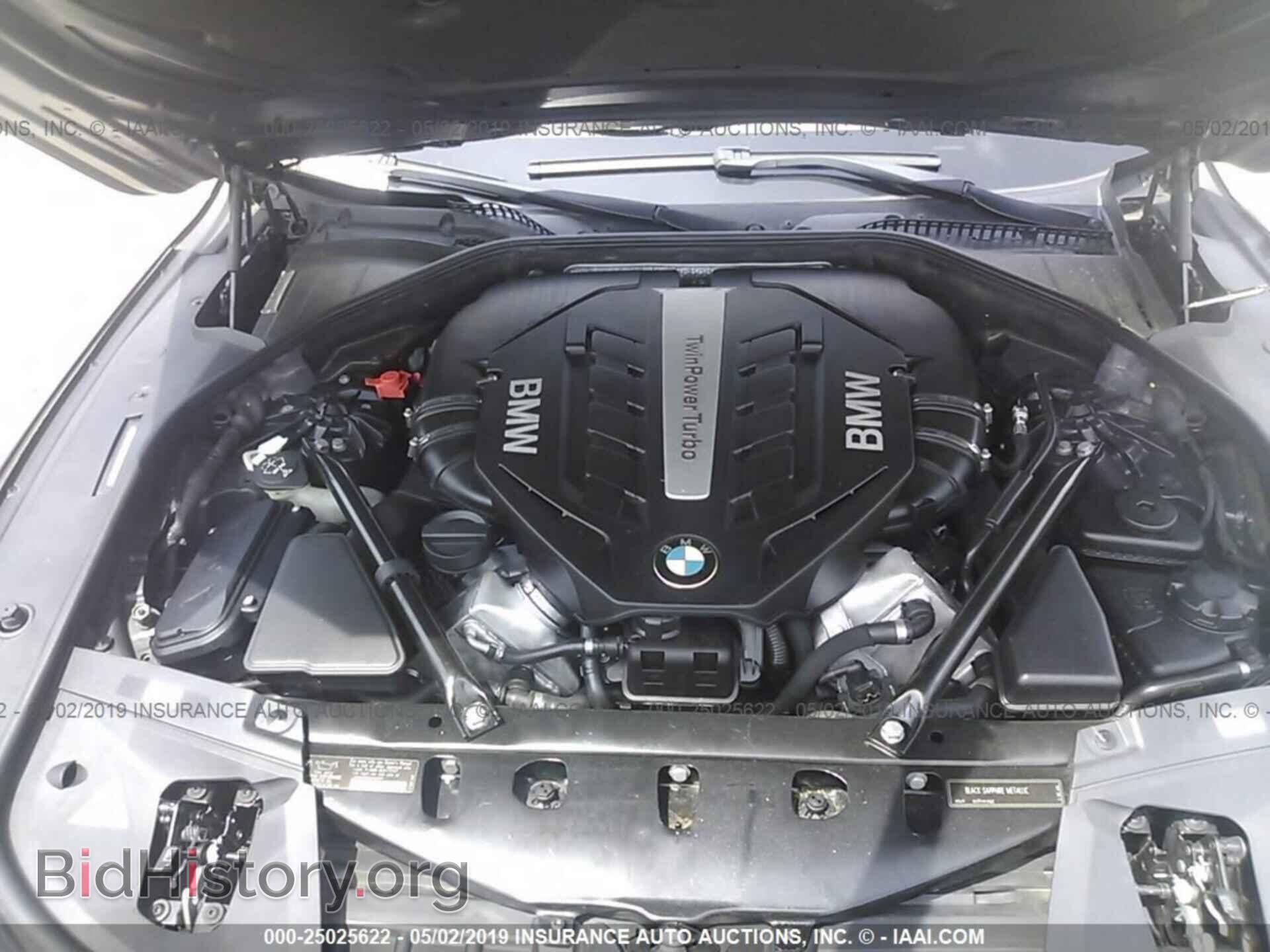 2012 BMW 750 - VIN: WBAKB8C56CC963106 - Фото 10