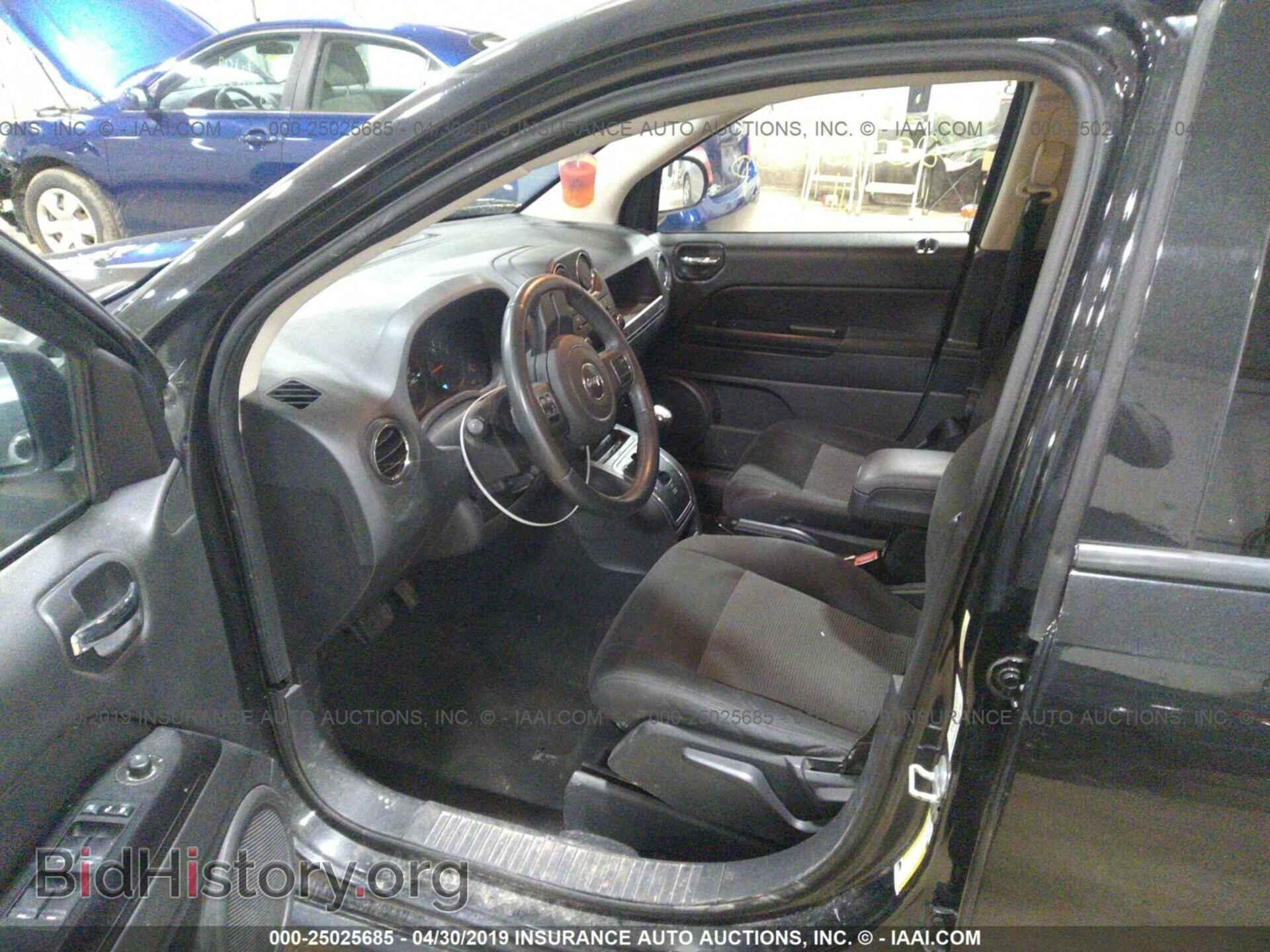 2011 JEEP COMPASS - VIN: 1J4NF1FB8BD136515 - Фото 5