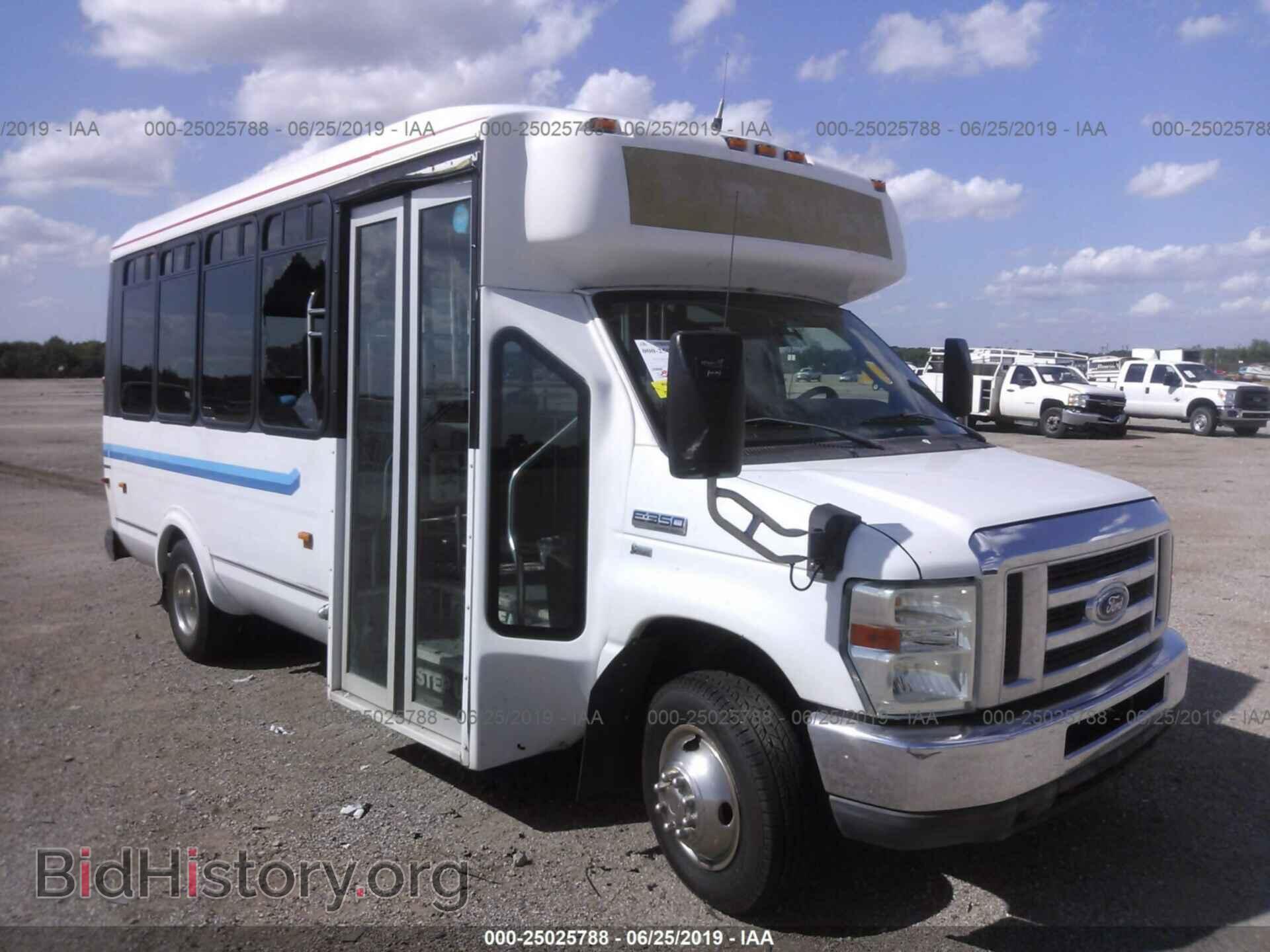 Photo 1FDEE3FL8BDA46211 - FORD ECONOLINE 2011