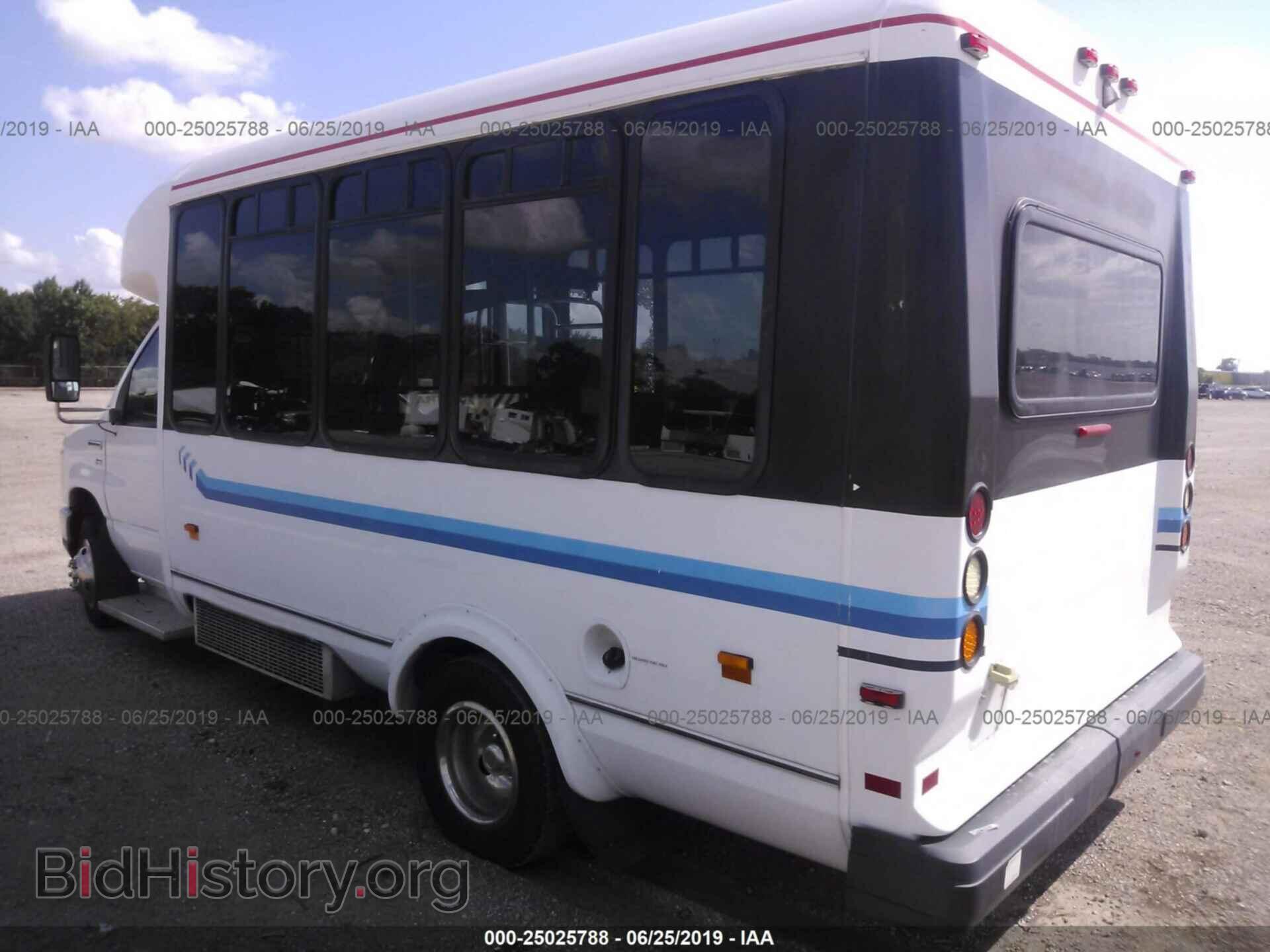 2011 FORD ECONOLINE - VIN: 1FDEE3FL8BDA46211 - Фото 3