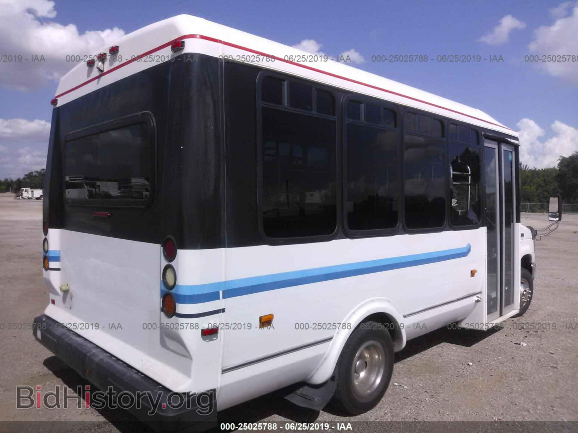 2011 FORD ECONOLINE - VIN: 1FDEE3FL8BDA46211 - Фото 4