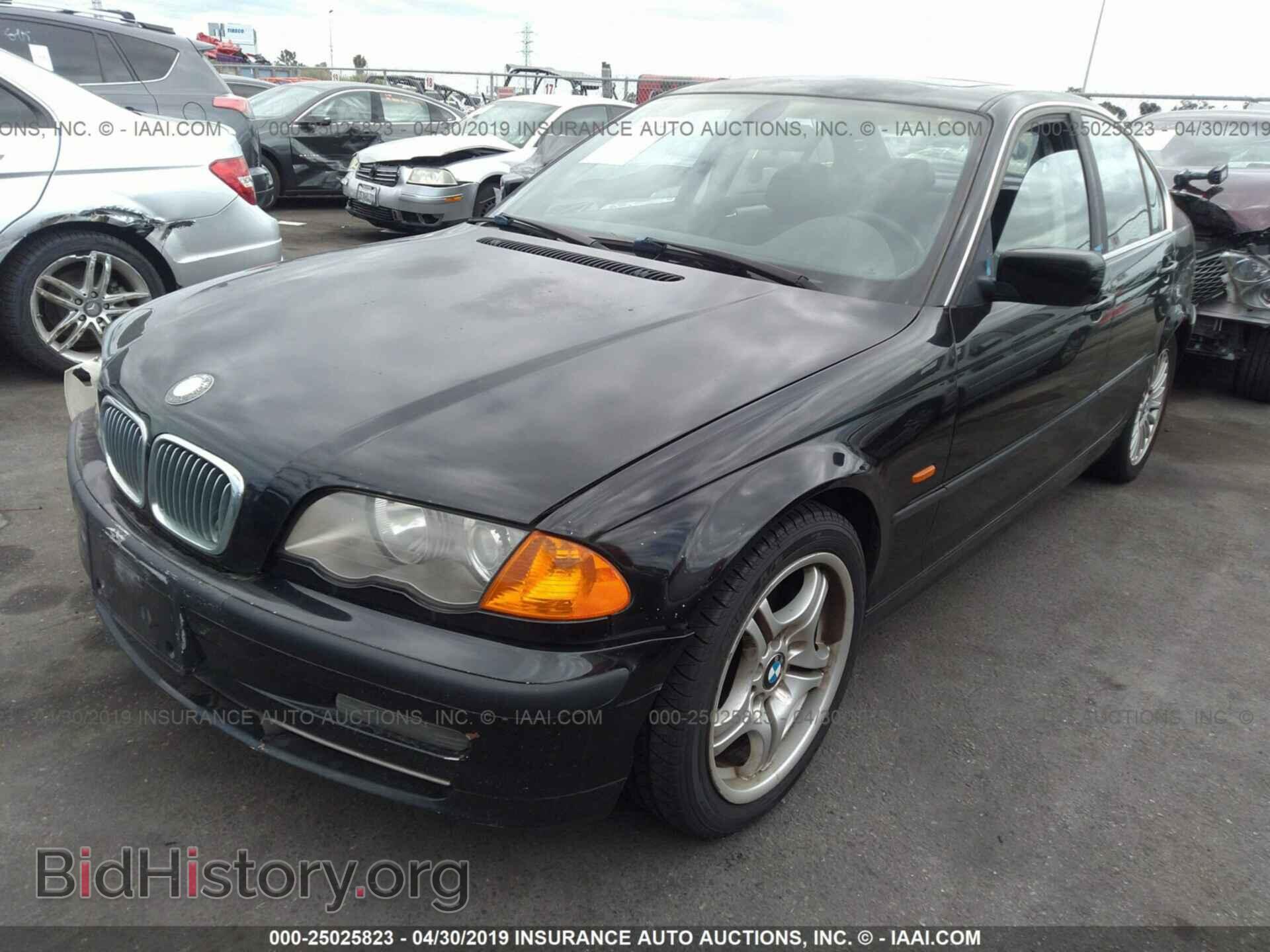 2001 BMW 330 - VIN: WBAAV53481FJ64111 - Фото 2