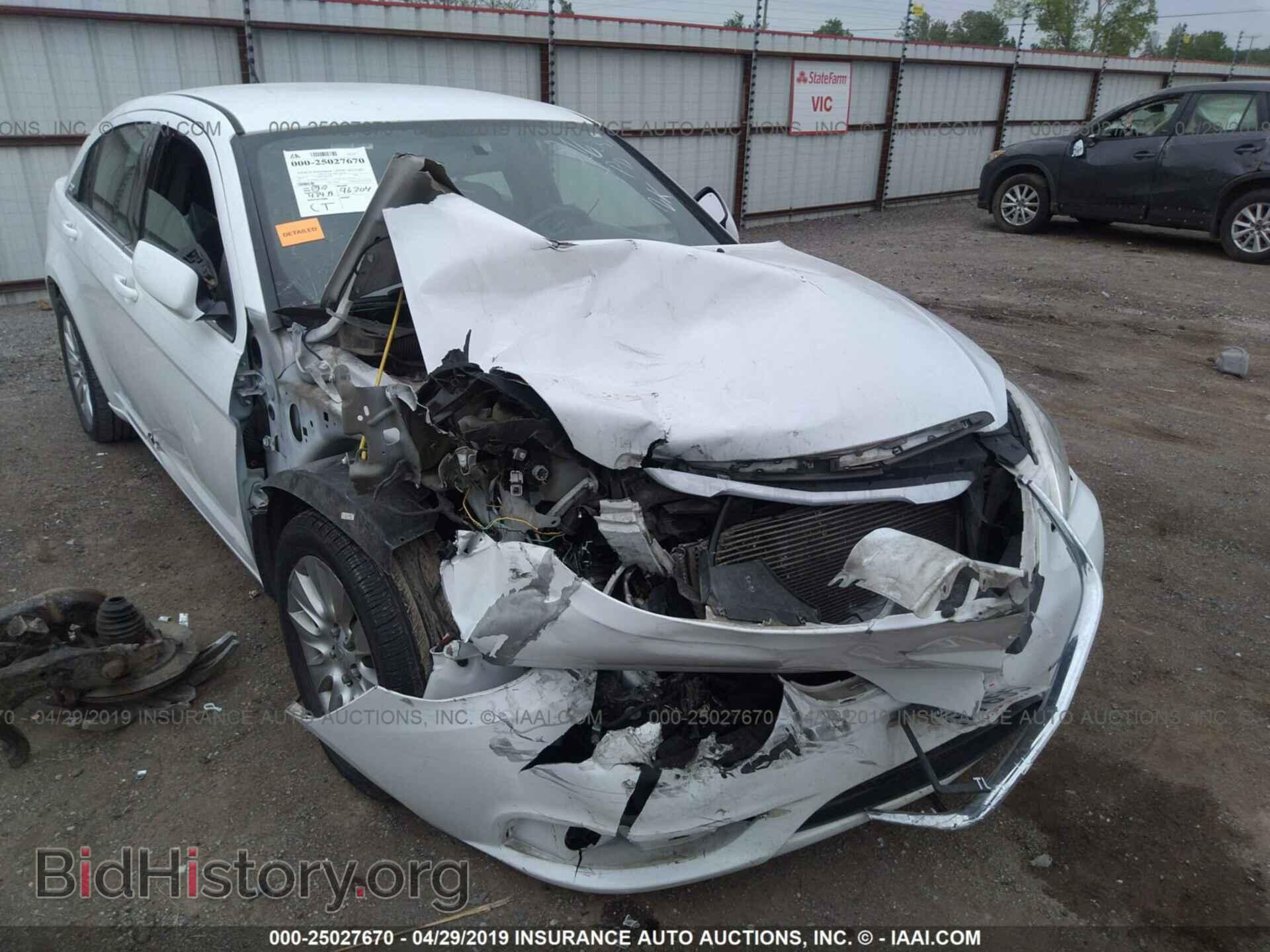 Фотография 1C3CCBAB4EN142639 - CHRYSLER 200 2014