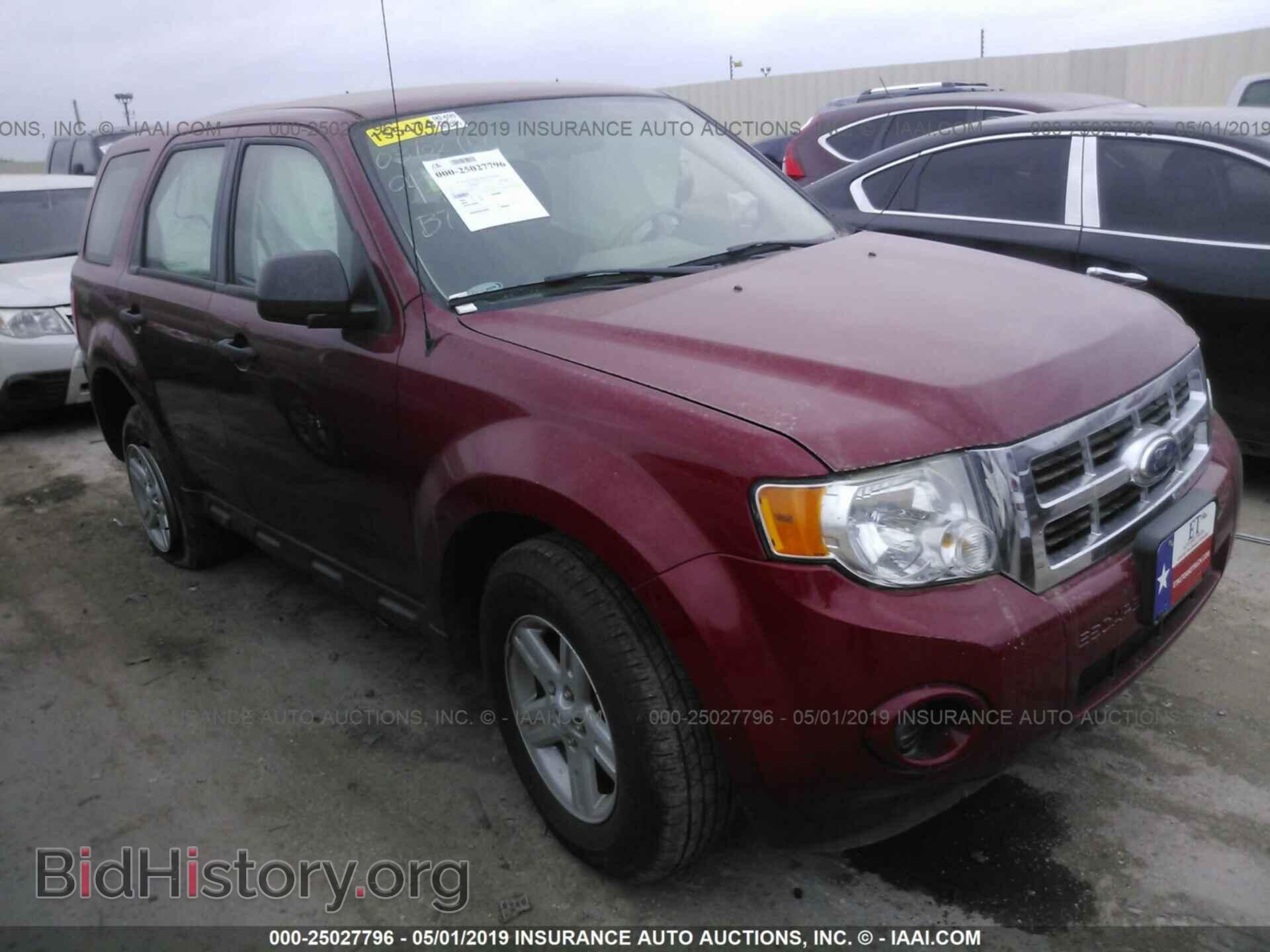 Photo 1FMCU0C74BKB72383 - FORD ESCAPE 2011