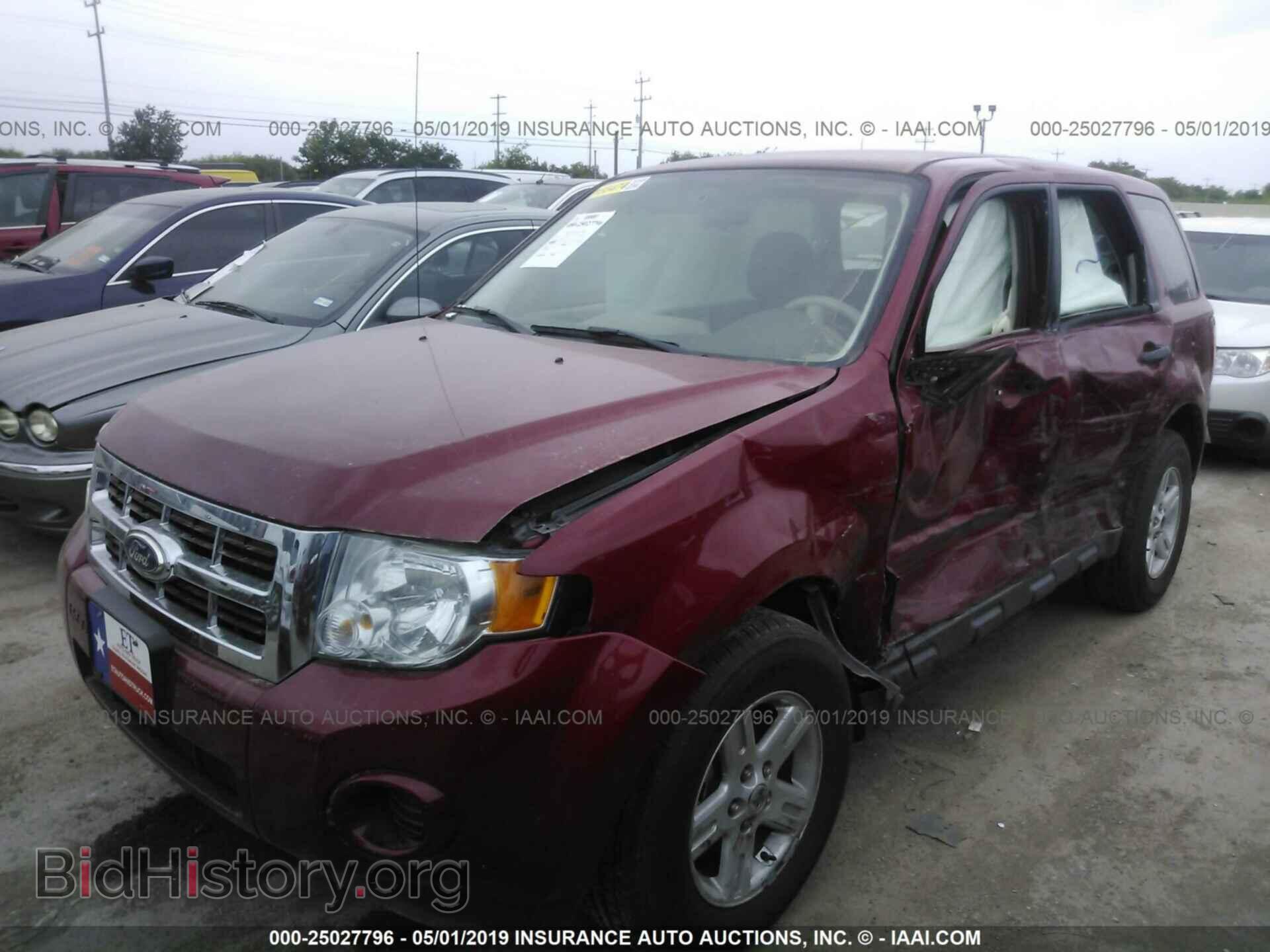 2011 FORD ESCAPE - VIN: 1FMCU0C74BKB72383 - Photo 2