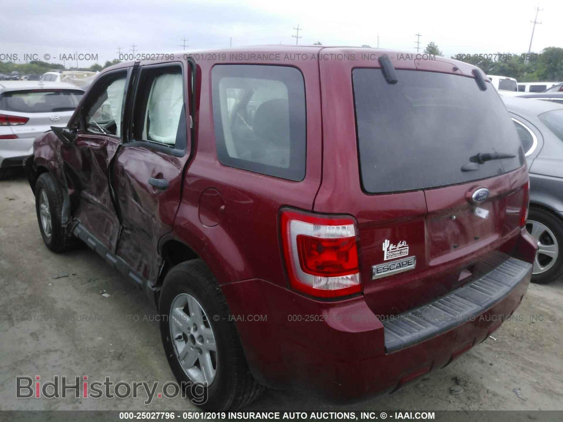 2011 FORD ESCAPE - VIN: 1FMCU0C74BKB72383 - Photo 3