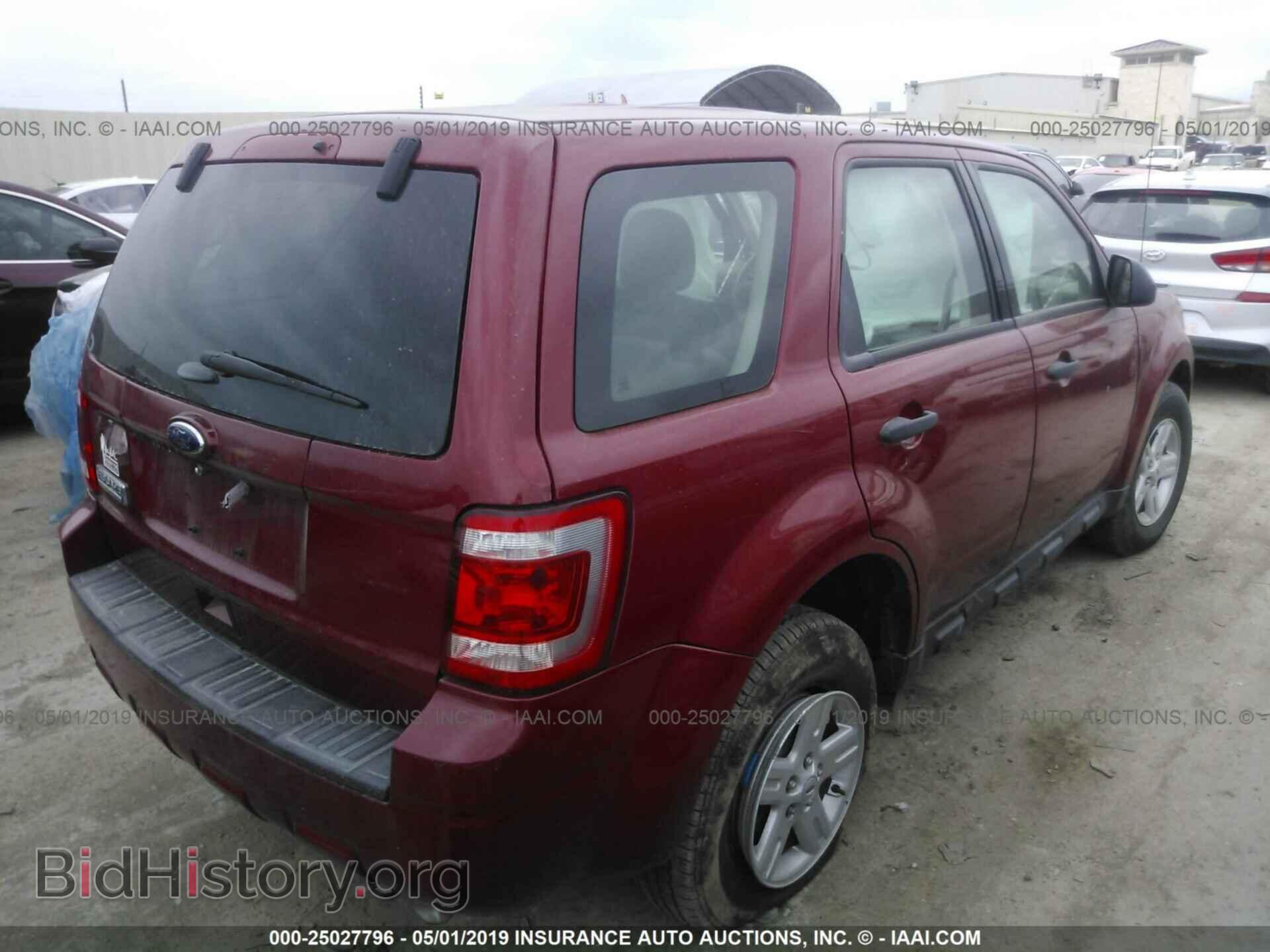 2011 FORD ESCAPE - VIN: 1FMCU0C74BKB72383 - Photo 4