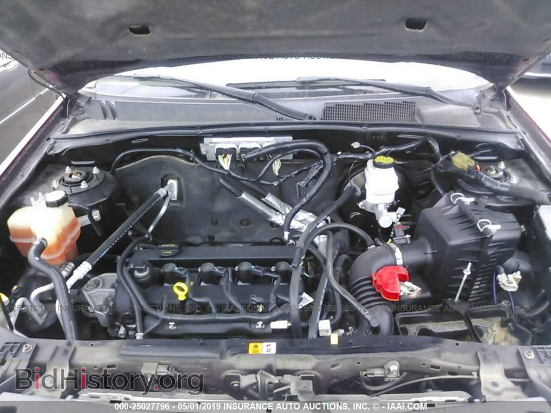 2011 FORD ESCAPE - VIN: 1FMCU0C74BKB72383 - Photo 10