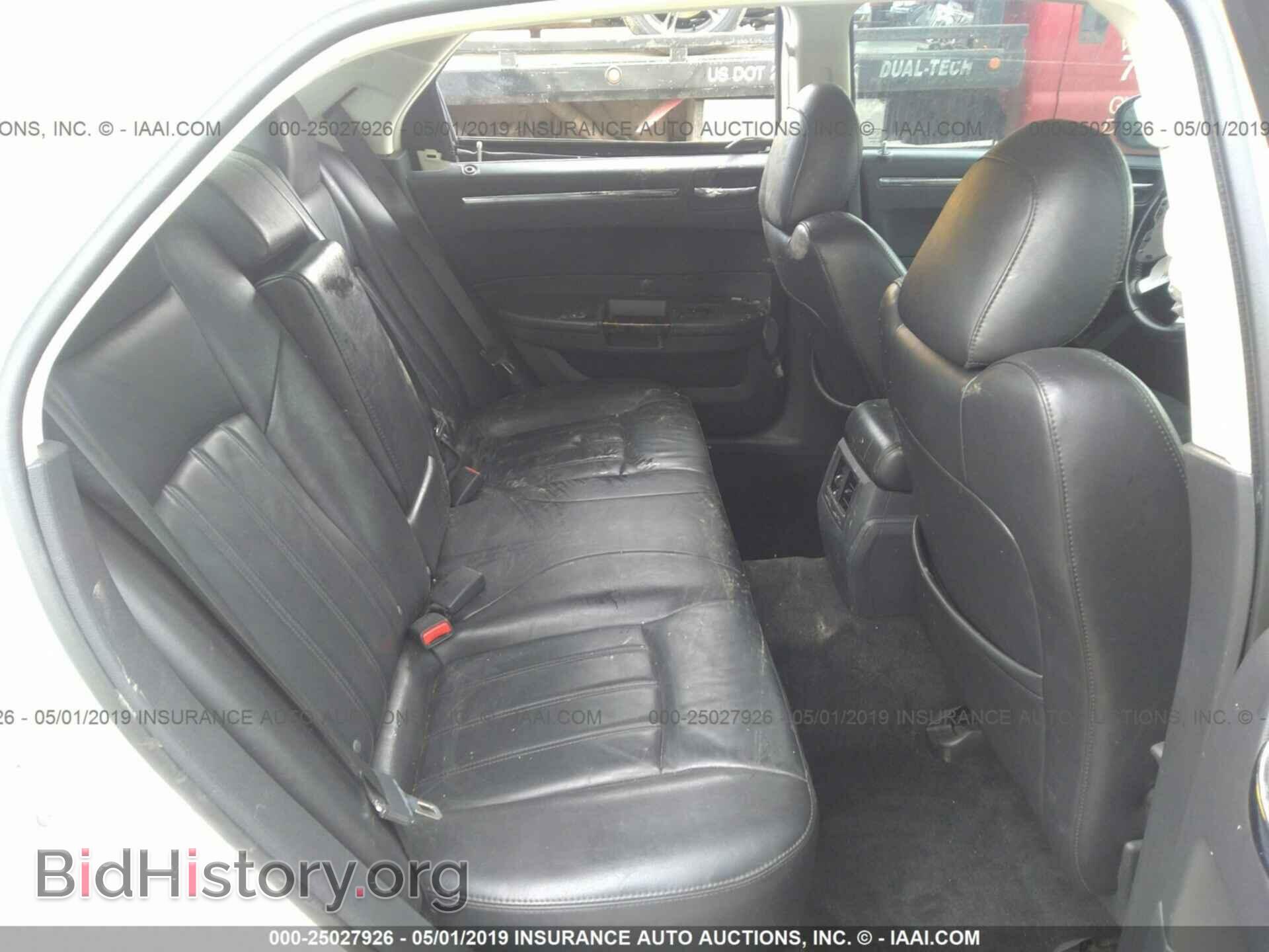 2010 CHRYSLER 300C - VIN: 2C3CA6CT4AH221542 - Фото 8