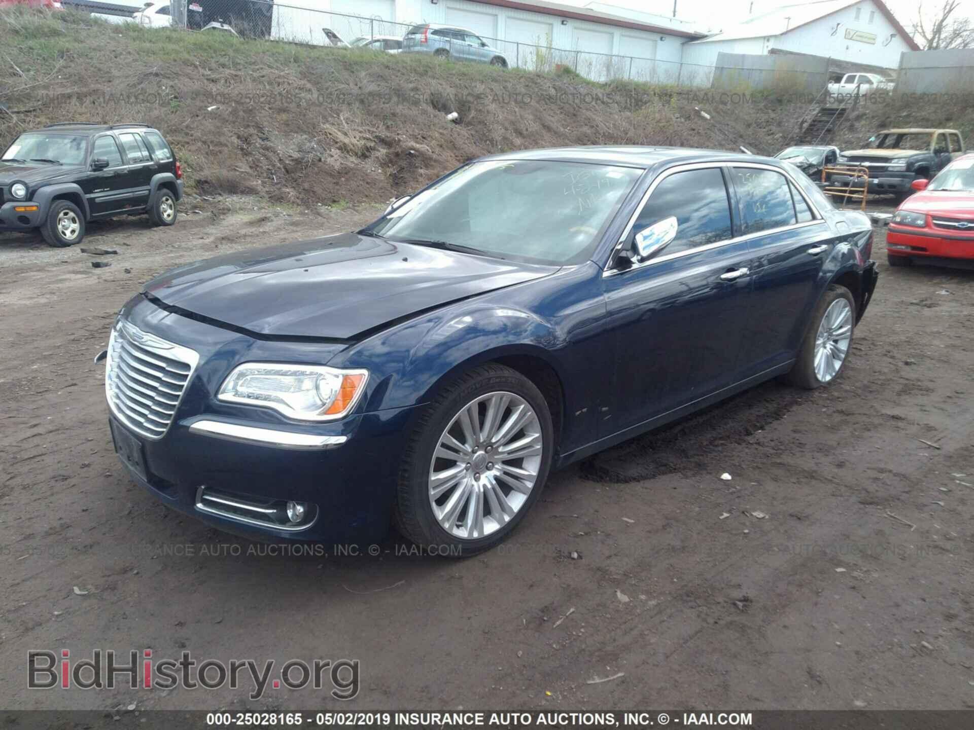 2014 CHRYSLER 300C - VIN: 2C3CCAEG4EH120147 - Фото 2