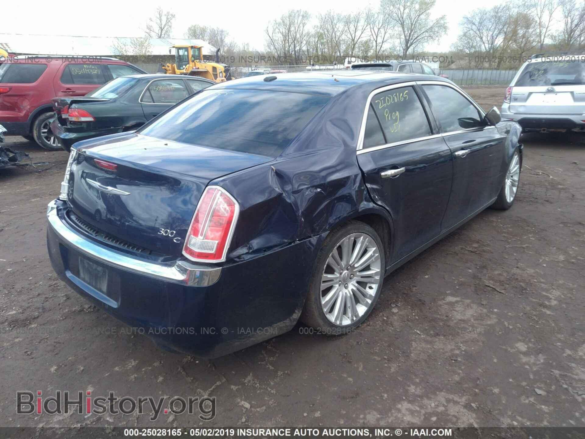2014 CHRYSLER 300C - VIN: 2C3CCAEG4EH120147 - Фото 4