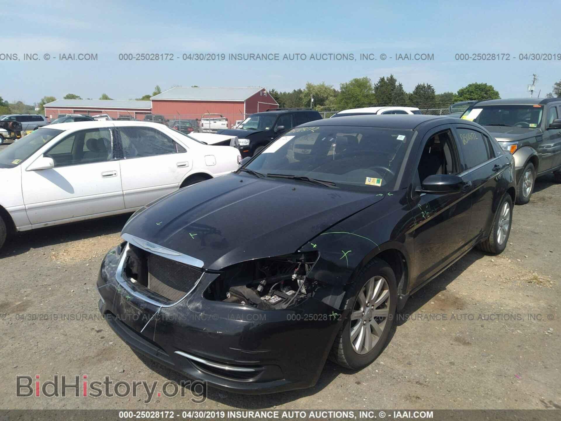 2013 CHRYSLER 200 - VIN: 1C3CCBBG9DN703328 - Photo 2