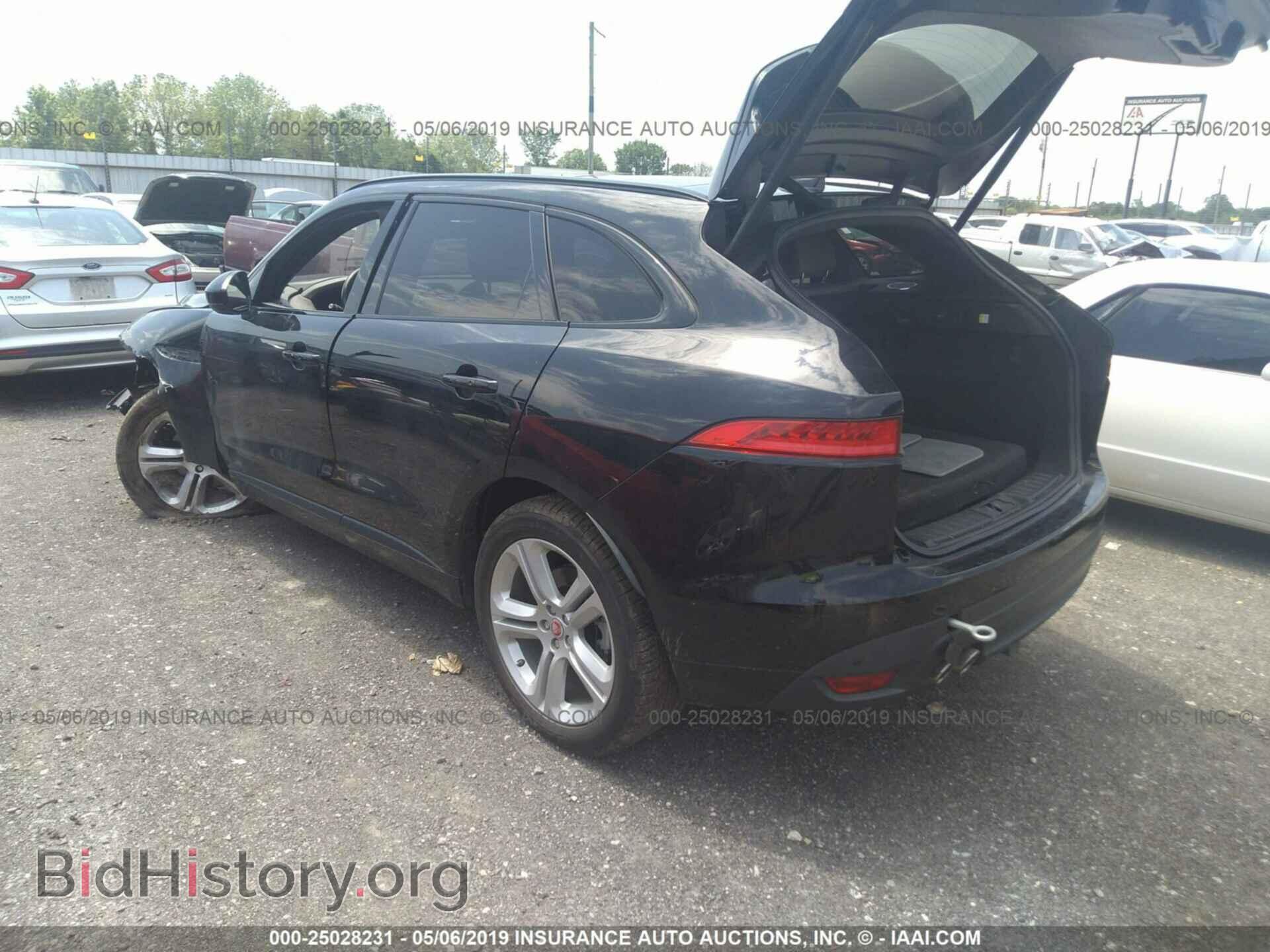 2017 JAGUAR F-PACE - VIN: SADCL2BN2HA088116 - Фото 3