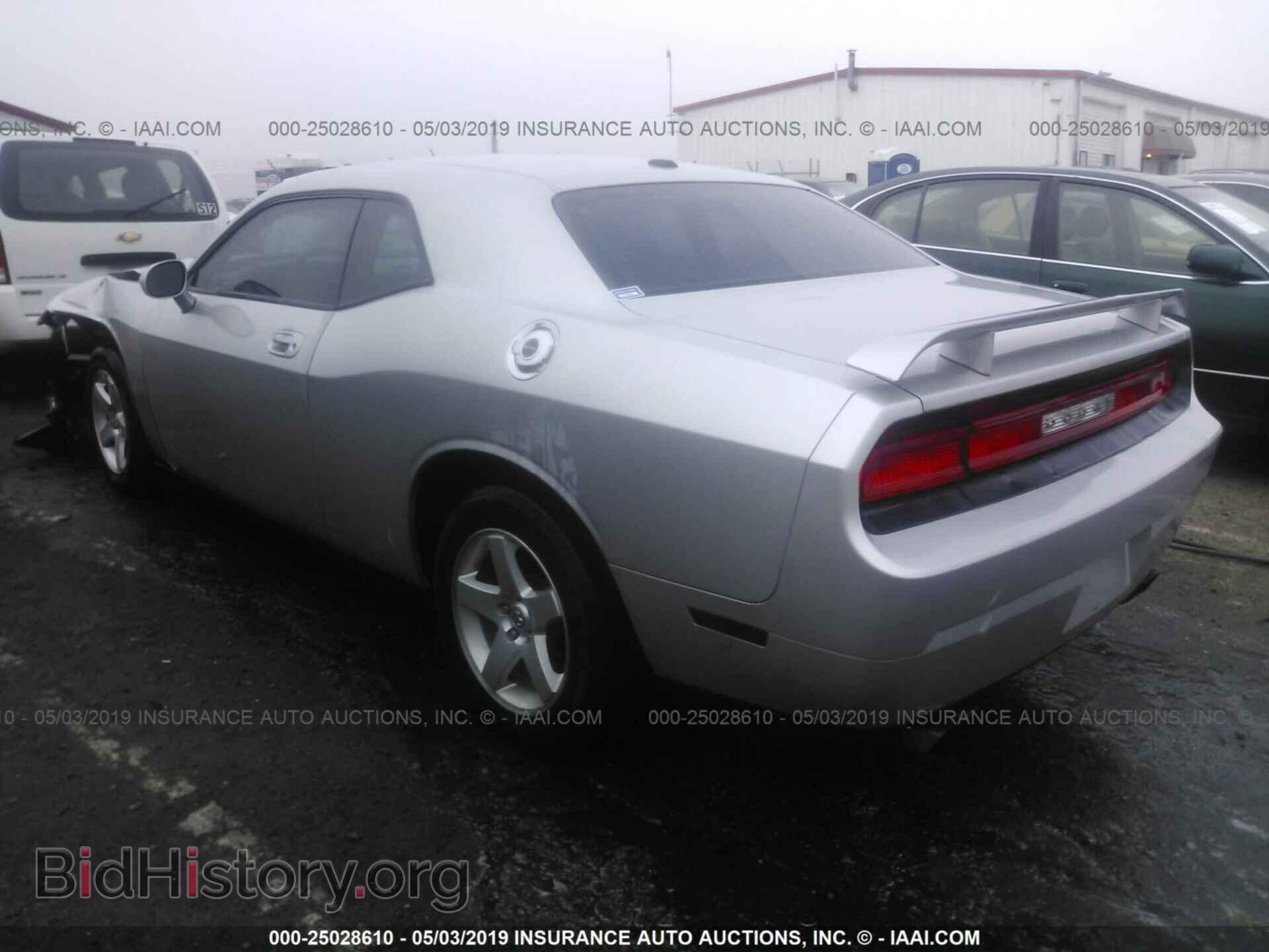 2010 DODGE CHALLENGER - VIN: 2B3CJ4DV3AH178023 - Photo 3
