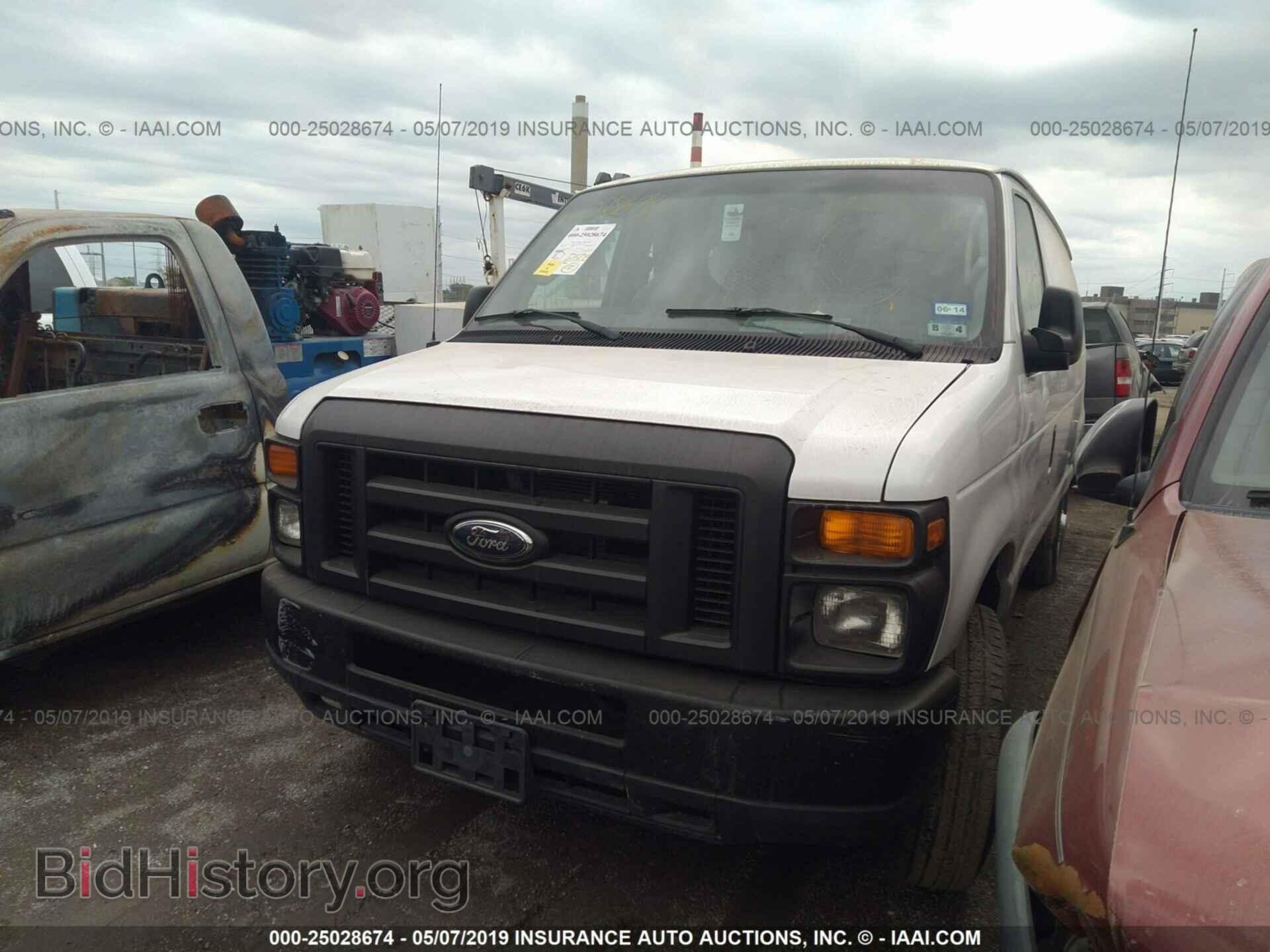 2011 FORD ECONOLINE - VIN: 1FTSS3EL8BDB08739 - Фото 2