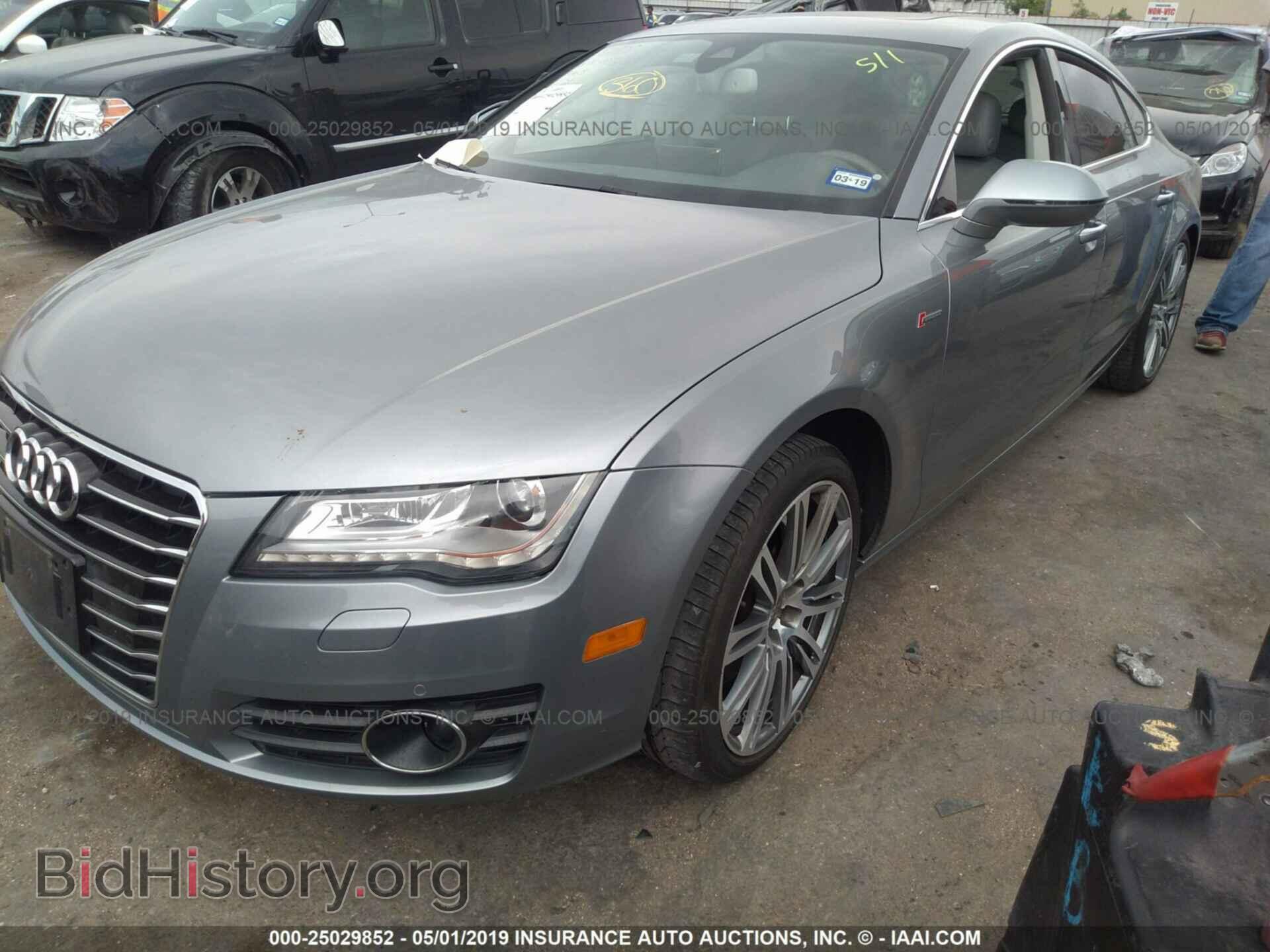 2013 AUDI A7 - VIN: WAUYGAFC9DN119824 - Photo 2