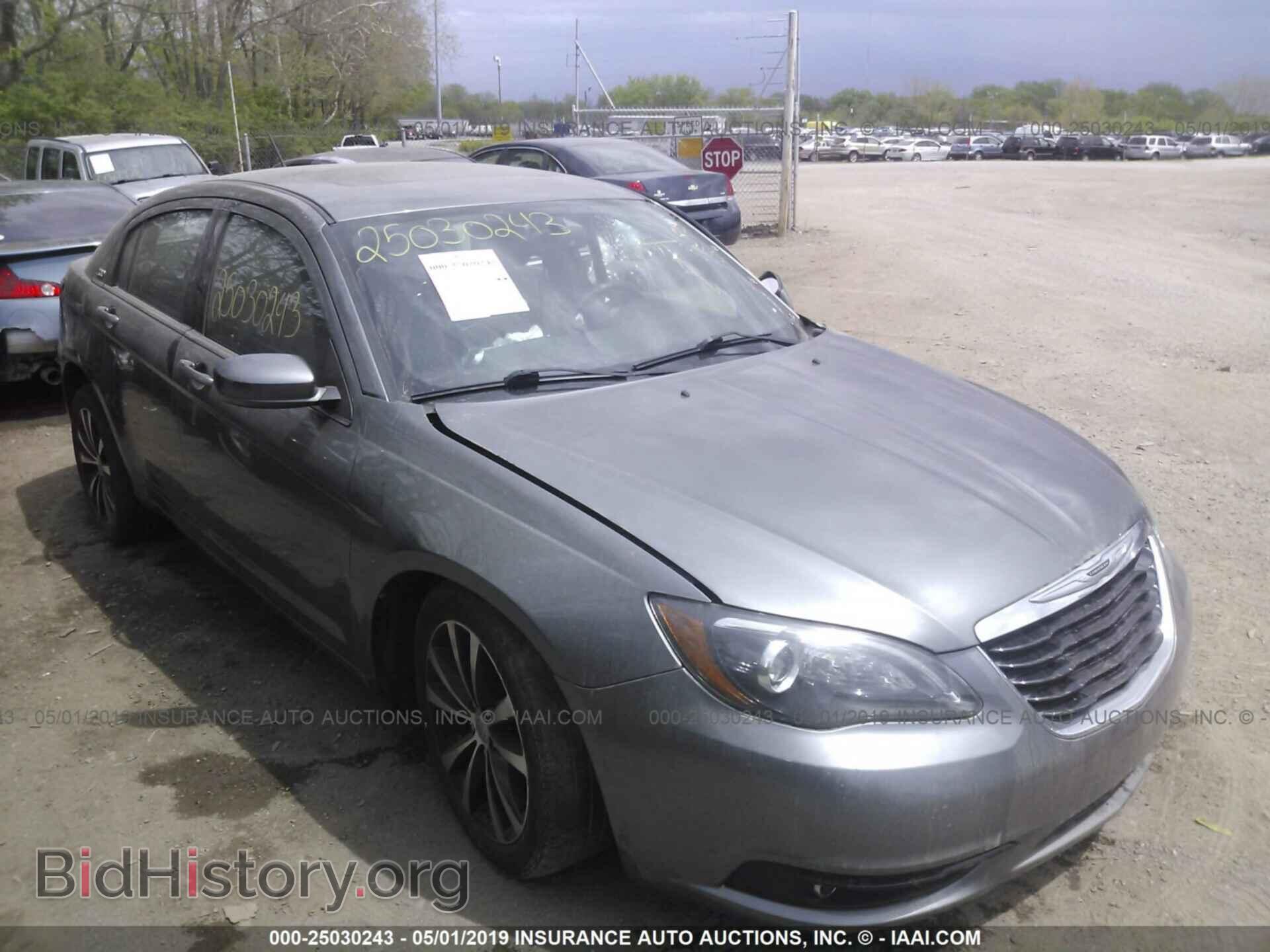 Photo 1C3CCBBG5DN717985 - CHRYSLER 200 2013