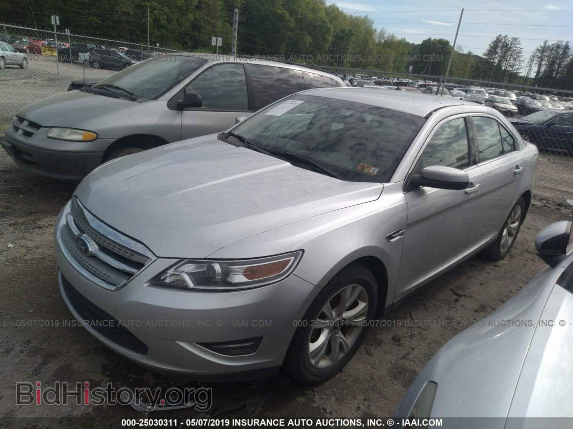 2011 FORD TAURUS - VIN: 1FAHP2EW7BG174882 - Фото 2