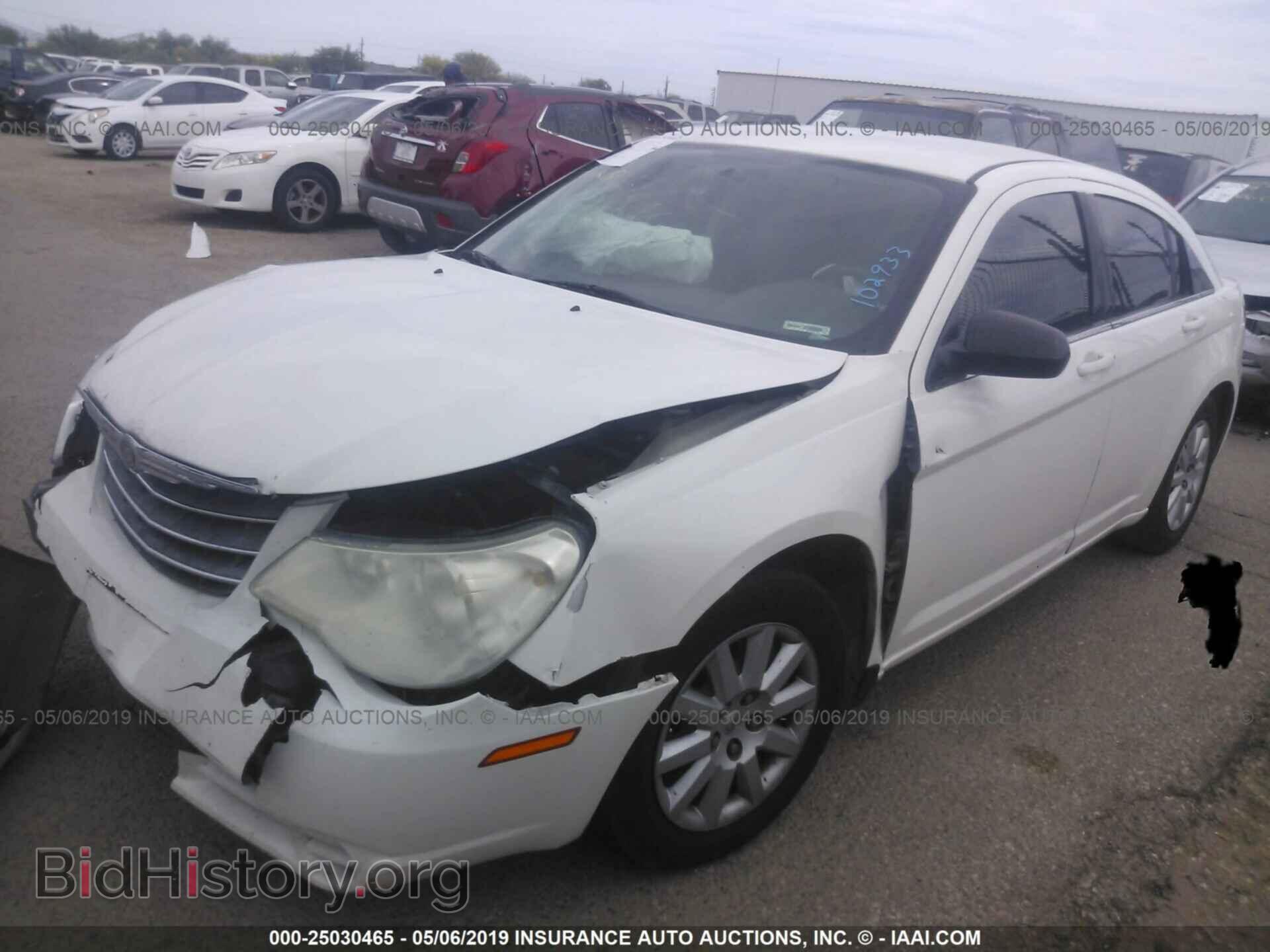 2010 CHRYSLER SEBRING - VIN: 1C3CC4FB4AN102933 - Фото 2