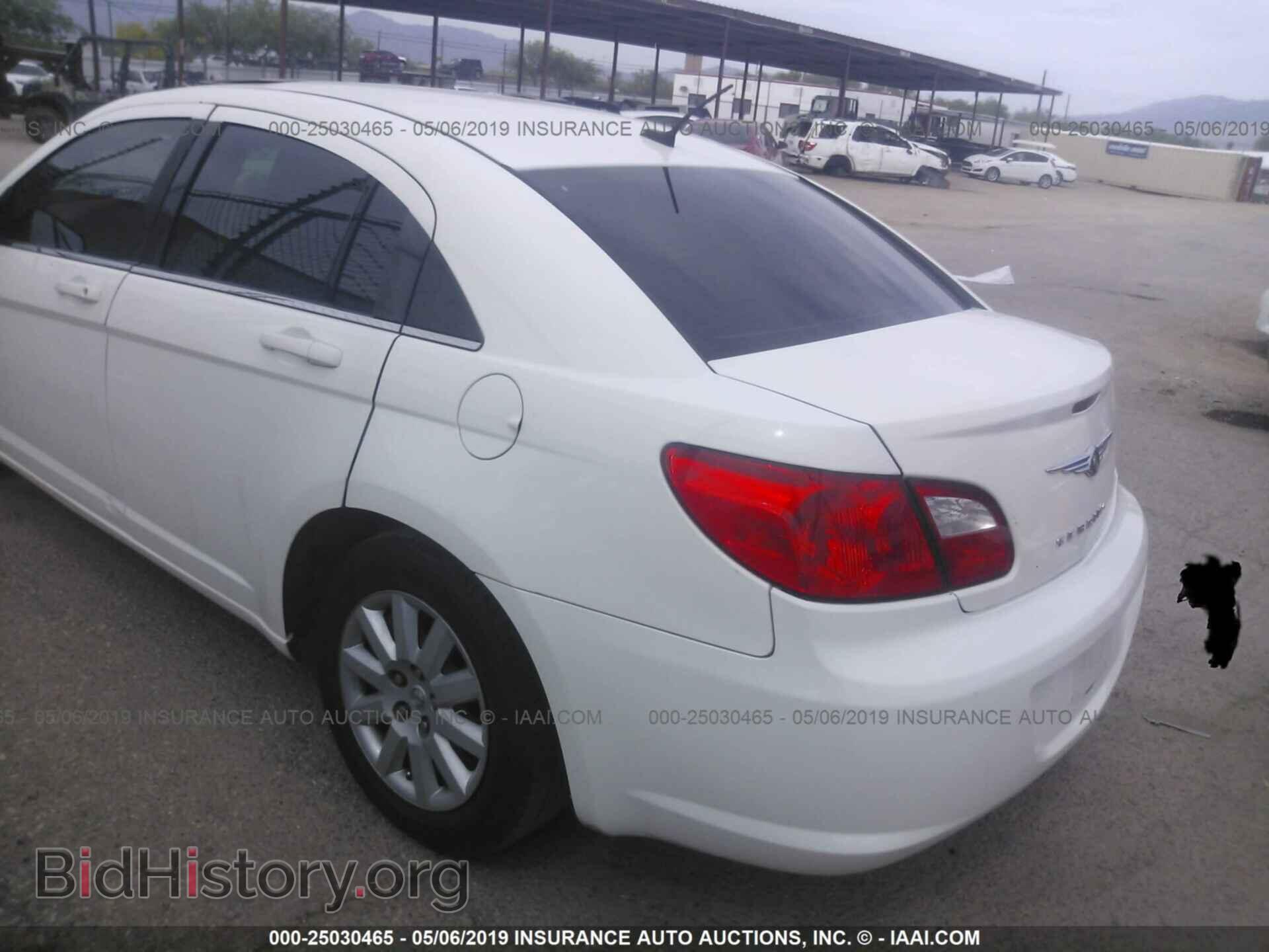 2010 CHRYSLER SEBRING - VIN: 1C3CC4FB4AN102933 - Фото 3