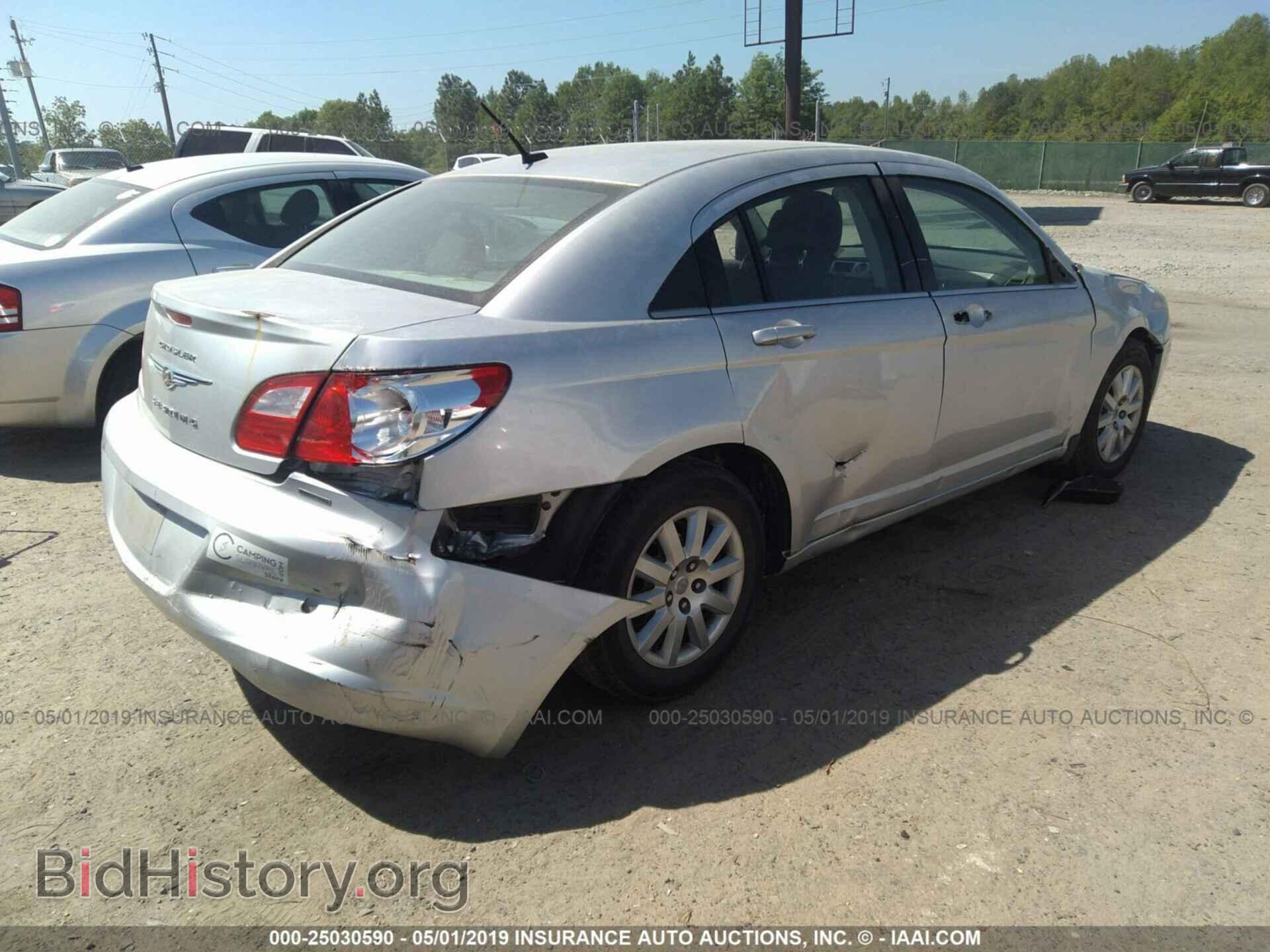 2010 CHRYSLER SEBRING - VIN: 1C3CC4FB5AN137447 - Фото 4