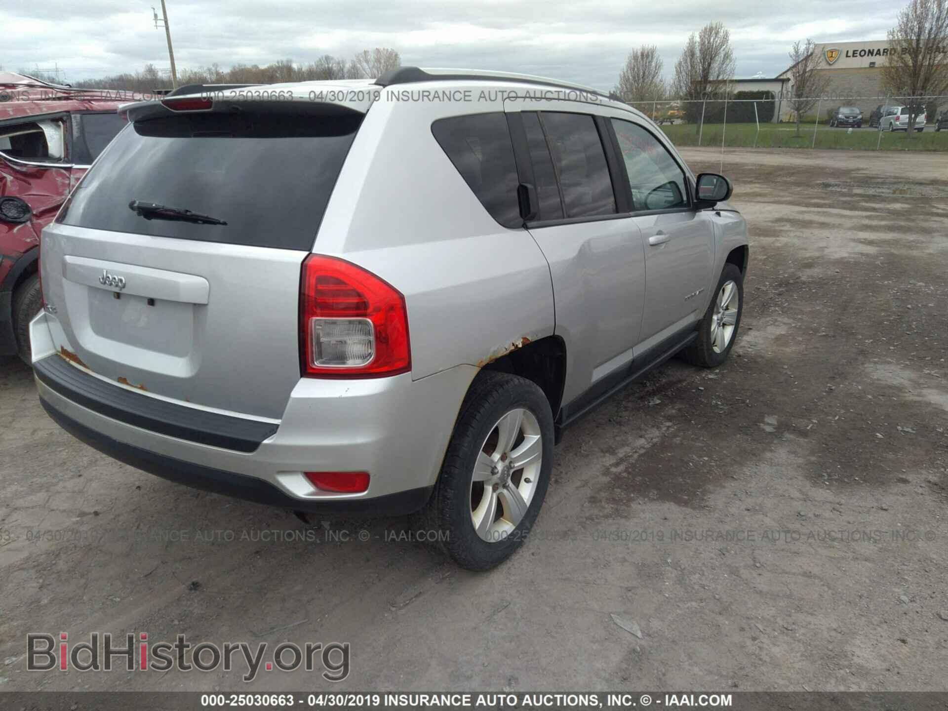 2011 JEEP COMPASS - VIN: 1J4NF1FB8BD302788 - Фото 4