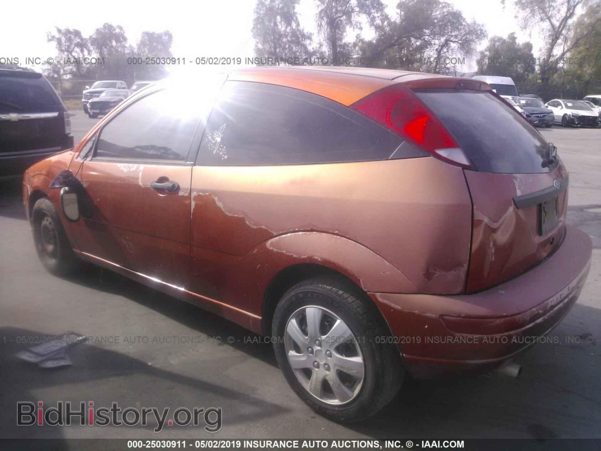 2005 FORD FOCUS - VIN: 3FAFP31N85R120904 - Фото 3