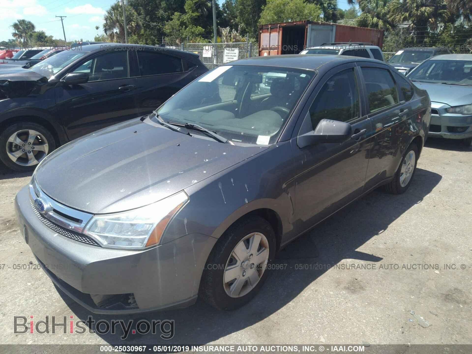 2010 FORD FOCUS - VIN: 1FAHP3EN5AW287070 - Фото 2