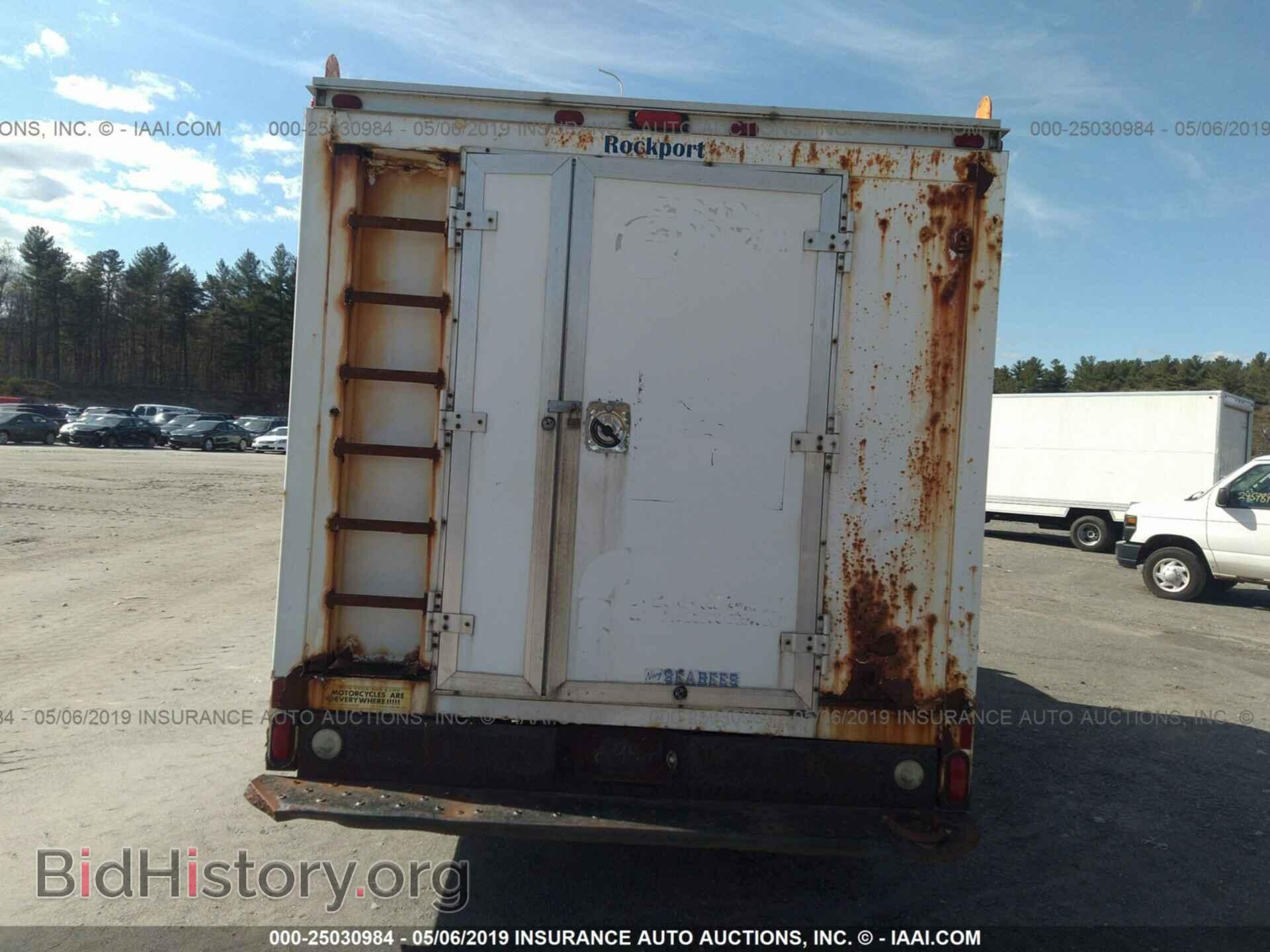 2004 FORD ECONOLINE - VIN: 1FDWE35L64HA12947 - Фото 8
