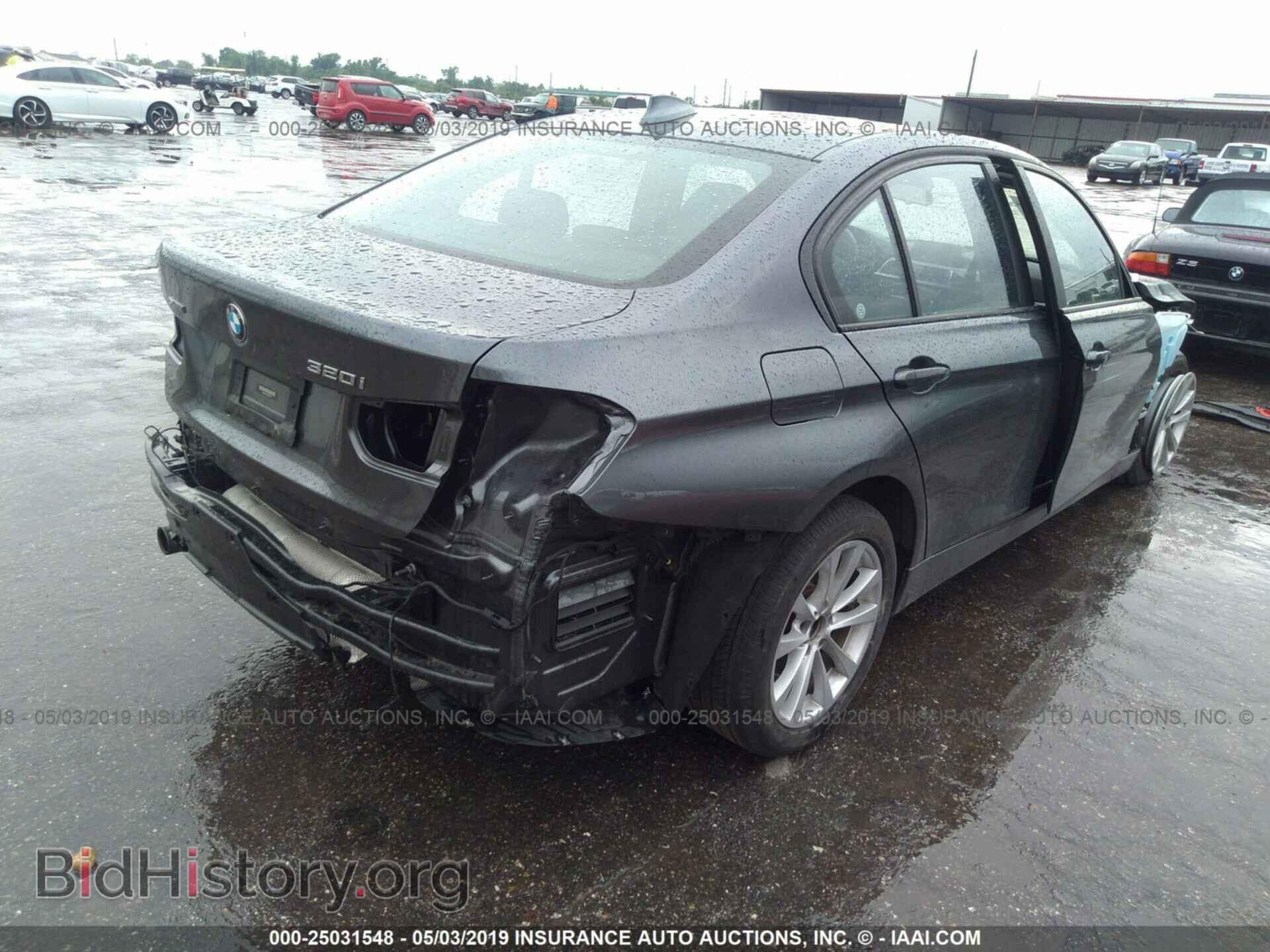 2016 BMW 320 - VIN: WBA8A3C52GK690189 - Photo 4