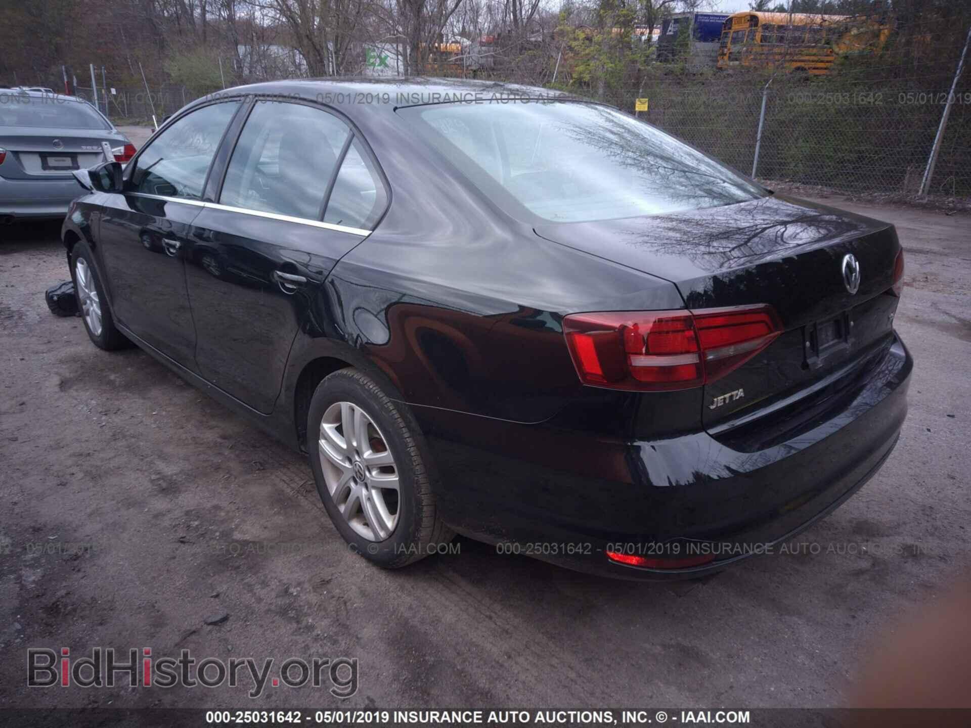 2017 VOLKSWAGEN JETTA - VIN: 3VW2B7AJ1HM201284 - Photo 3