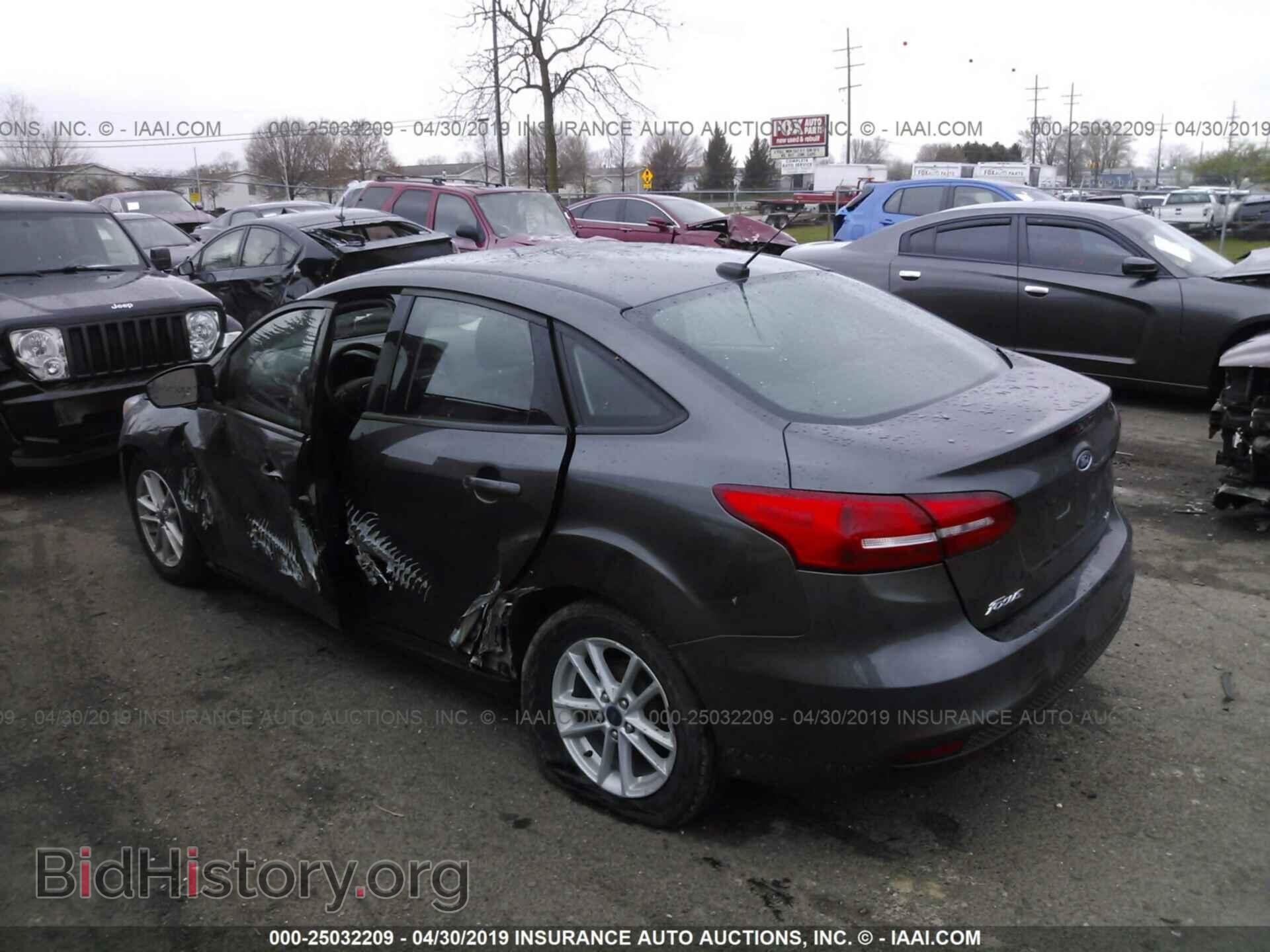 2017 FORD FOCUS - VIN: 1FADP3F22HL263050 - Фото 3