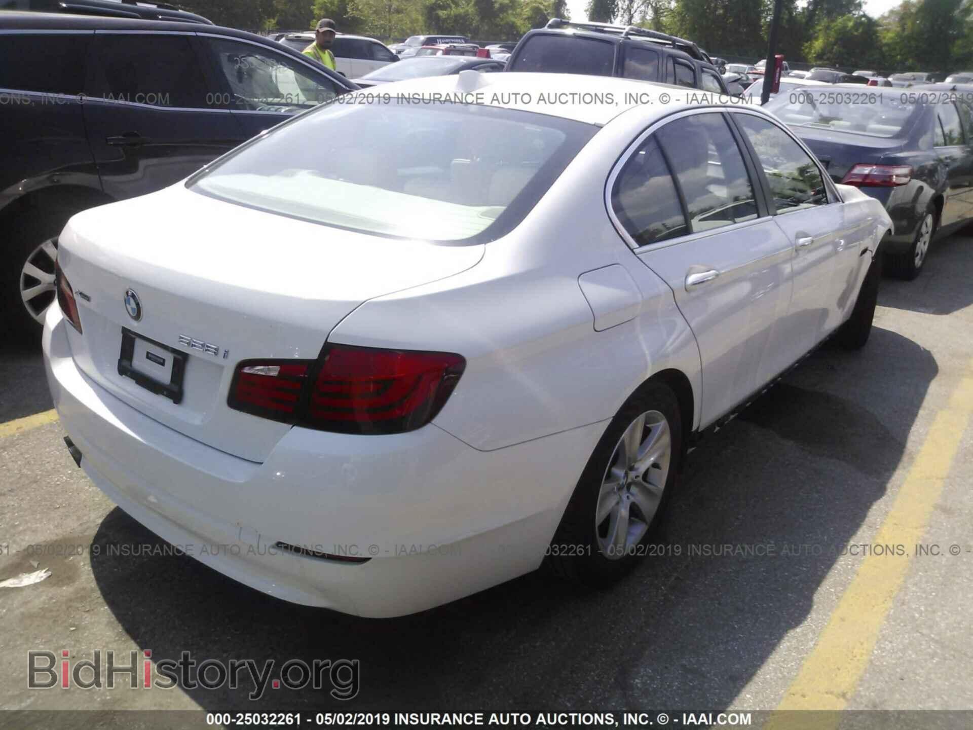 2013 BMW 528 - VIN: WBAXH5C51DDW14112 - Фото 4