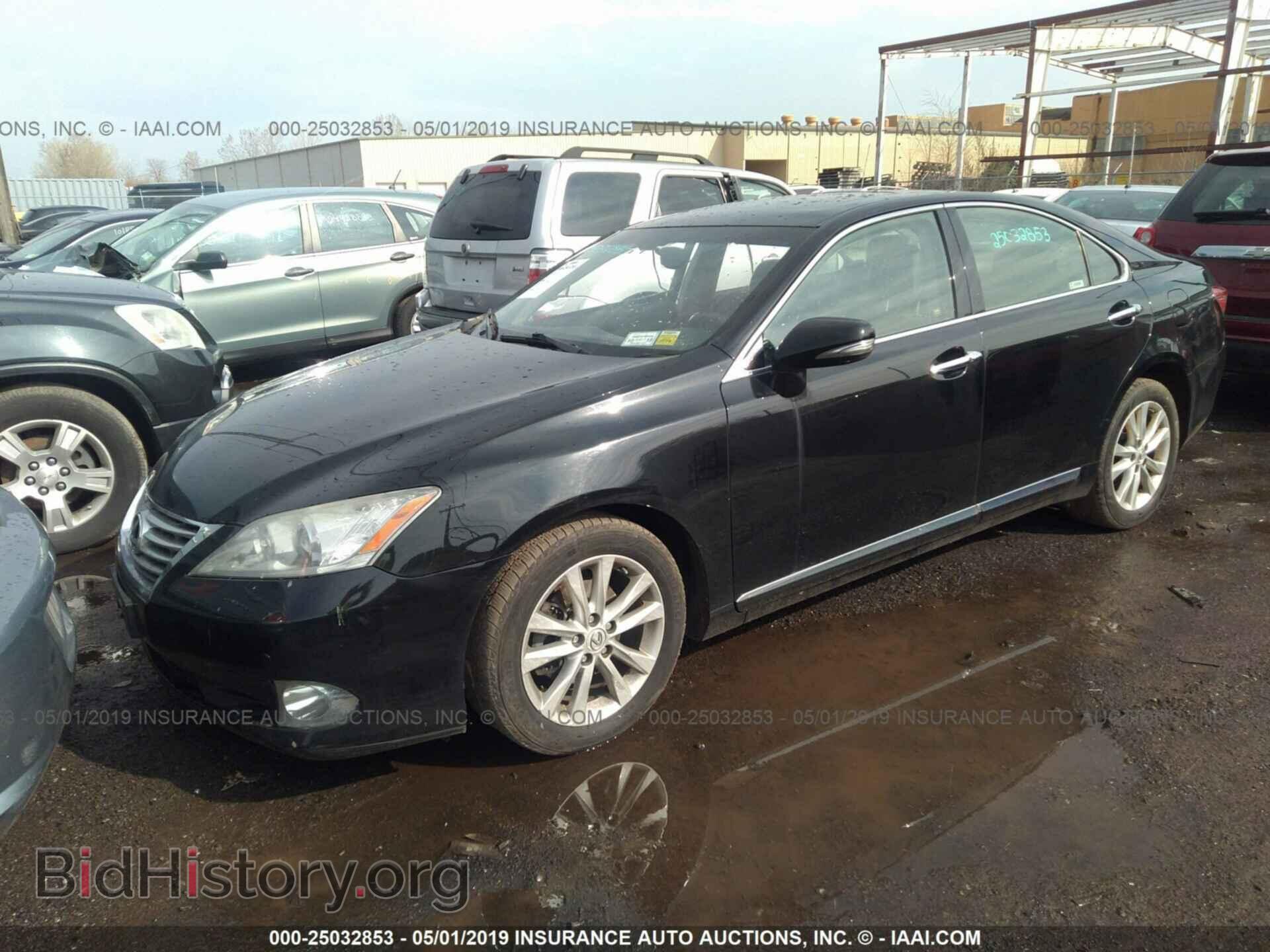 2011 LEXUS ES - VIN: JTHBK1EG7B2443959 - Photo 2