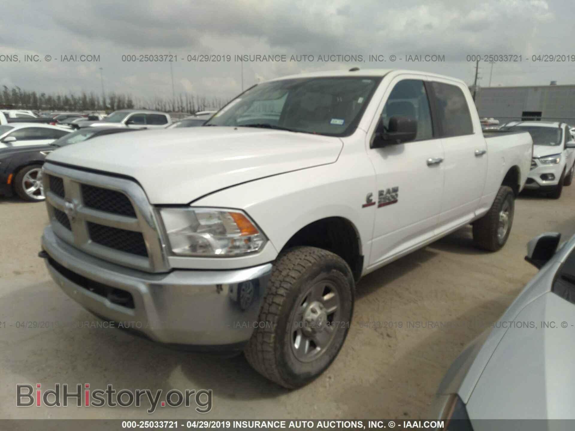 2017 RAM 2500 - VIN: 3C6UR5DL3HG700067 - Фото 2