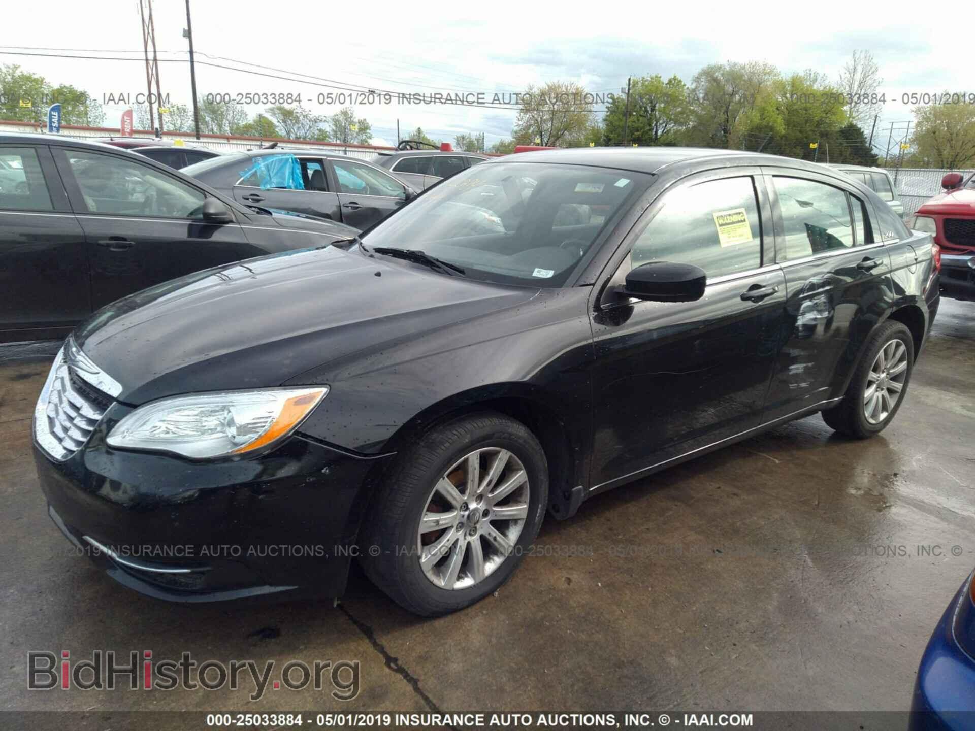 2012 CHRYSLER 200 - VIN: 1C3CCBBB5CN113954 - Фото 2