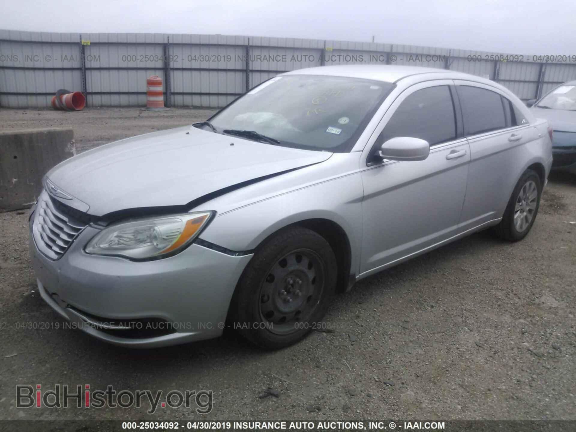 2012 CHRYSLER 200 - VIN: 1C3CCBAB1CN222672 - Фото 2