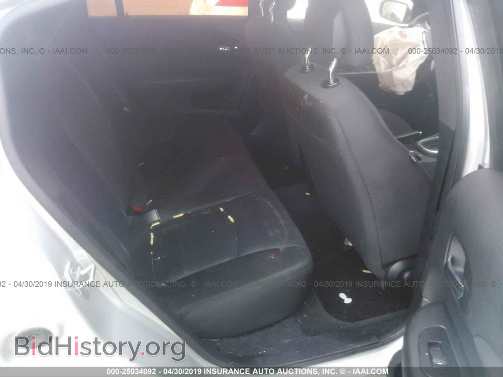 2012 CHRYSLER 200 - VIN: 1C3CCBAB1CN222672 - Фото 8
