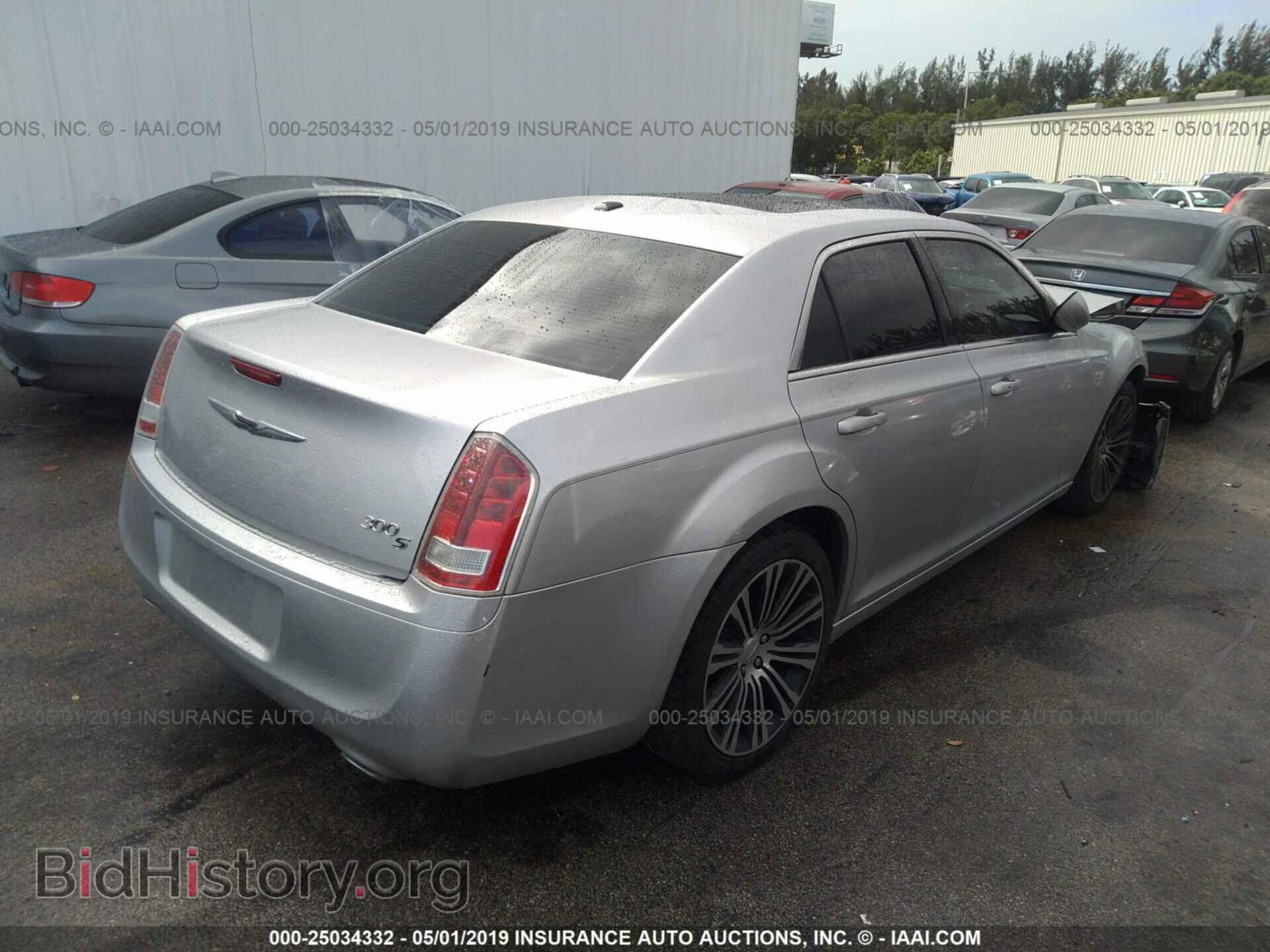 2012 CHRYSLER 300 - VIN: 2C3CCABG9CH156742 - Photo 4
