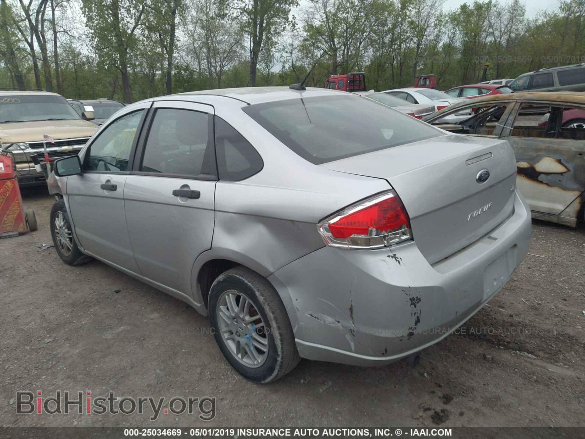 2011 FORD FOCUS - VIN: 1FAHP3FN8BW122209 - Фото 3