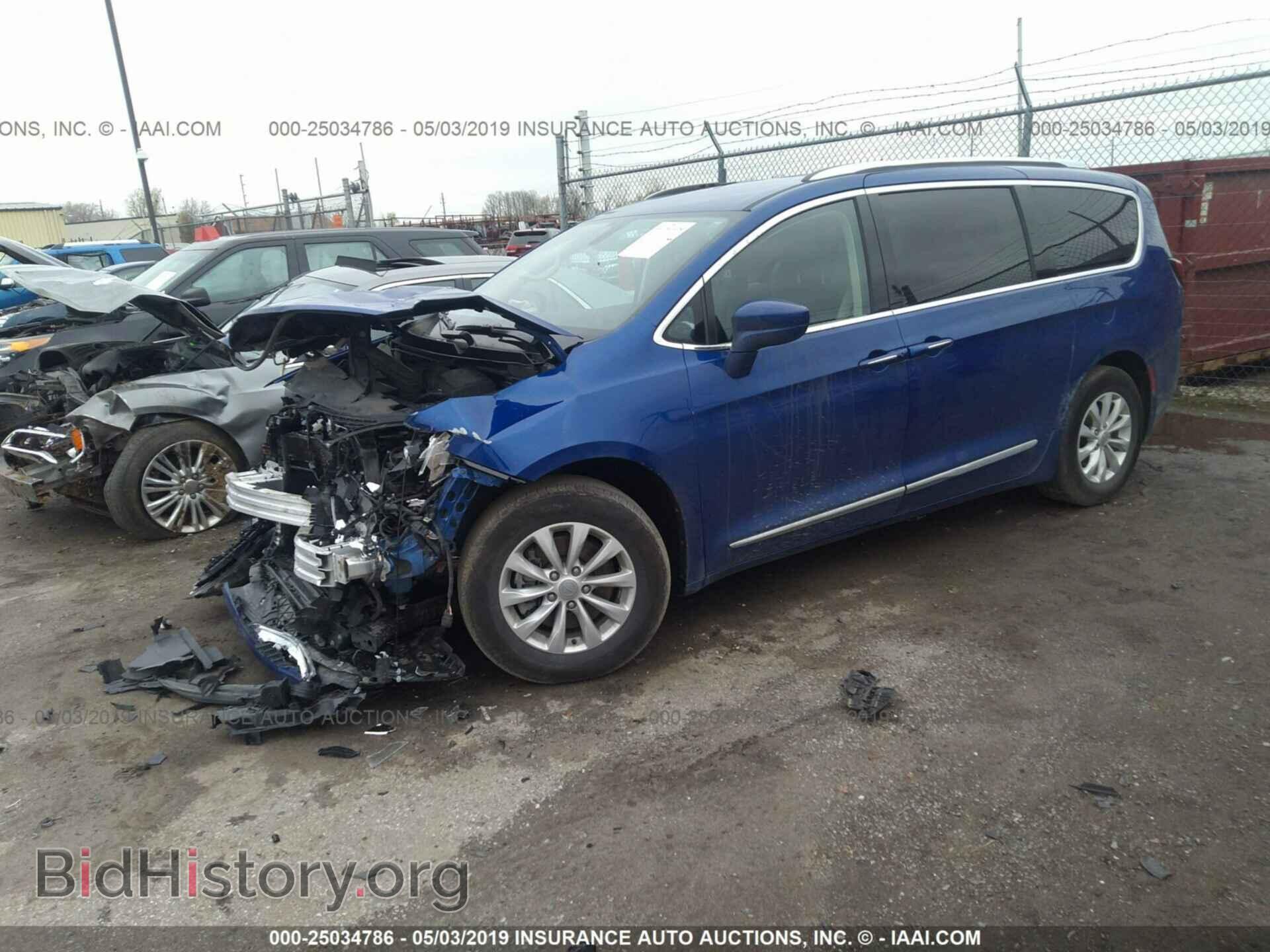 2018 CHRYSLER PACIFICA - VIN: 2C4RC1EG9JR317079 - Фото 2
